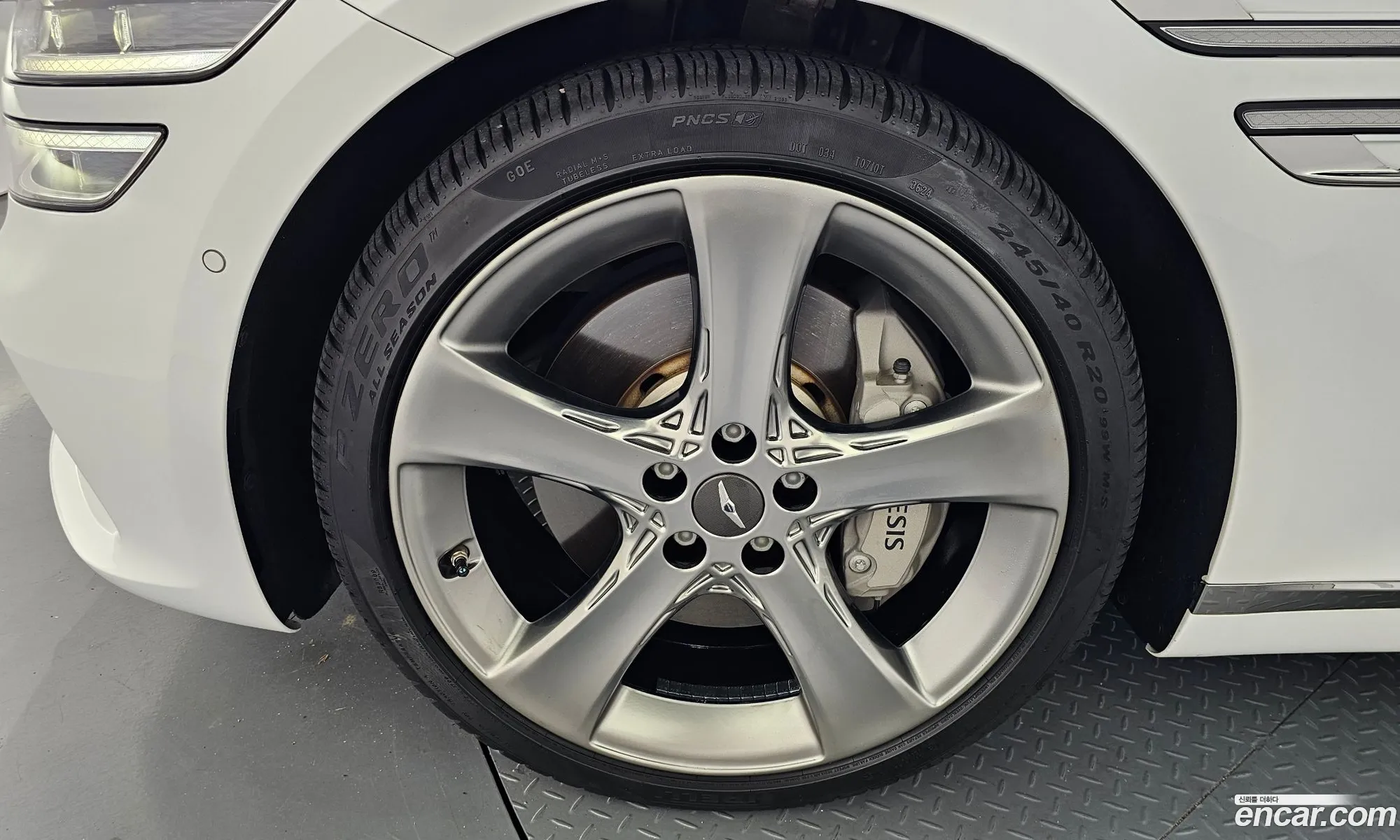 Genesis G80 2021 — 24