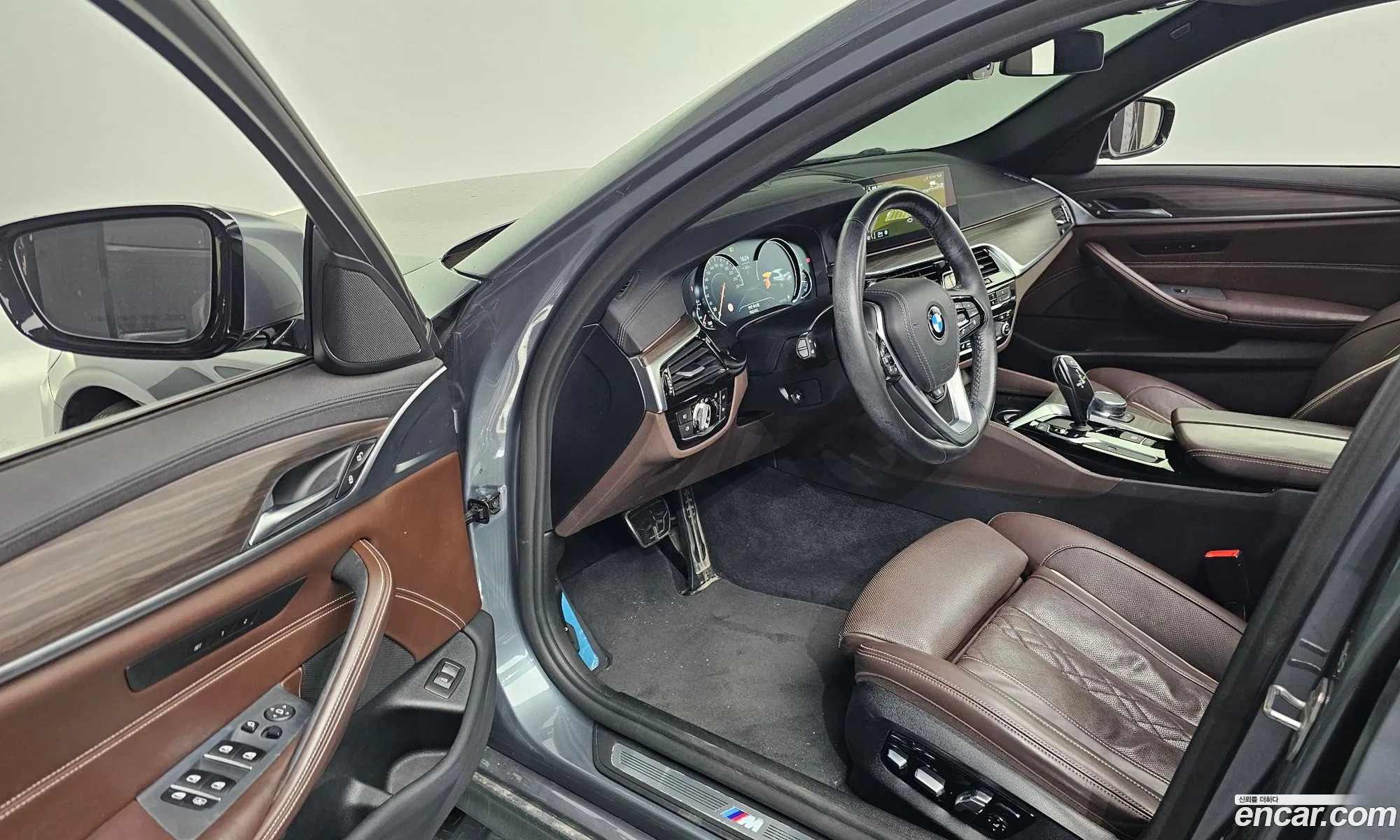 BMW 5 Series 2018 WBAJC310XJDB91464 — 11