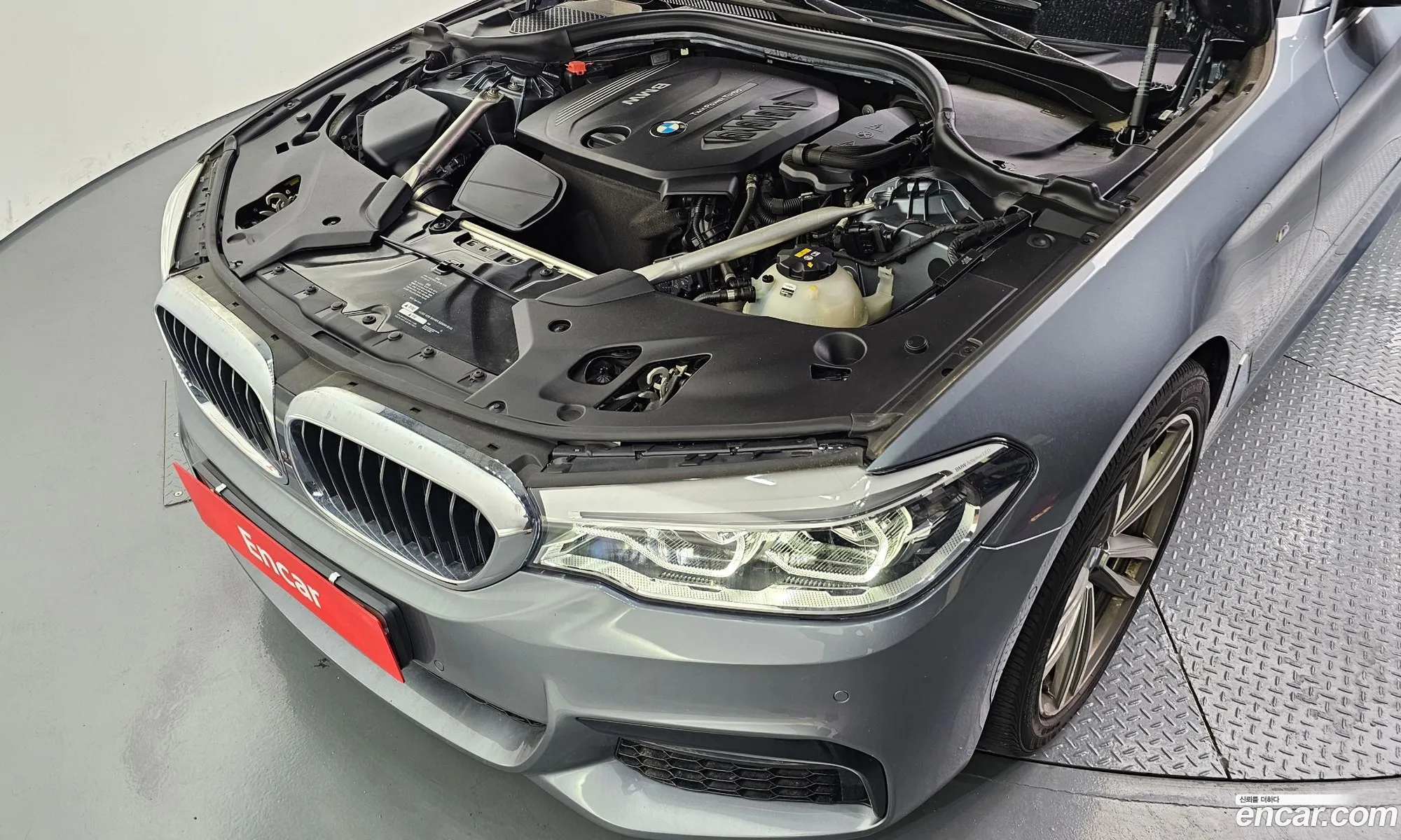 BMW 5 Series 2018 WBAJC310XJDB91464 — 19