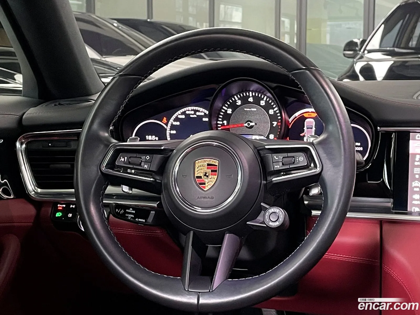 Porsche Panamera 2021 — 16