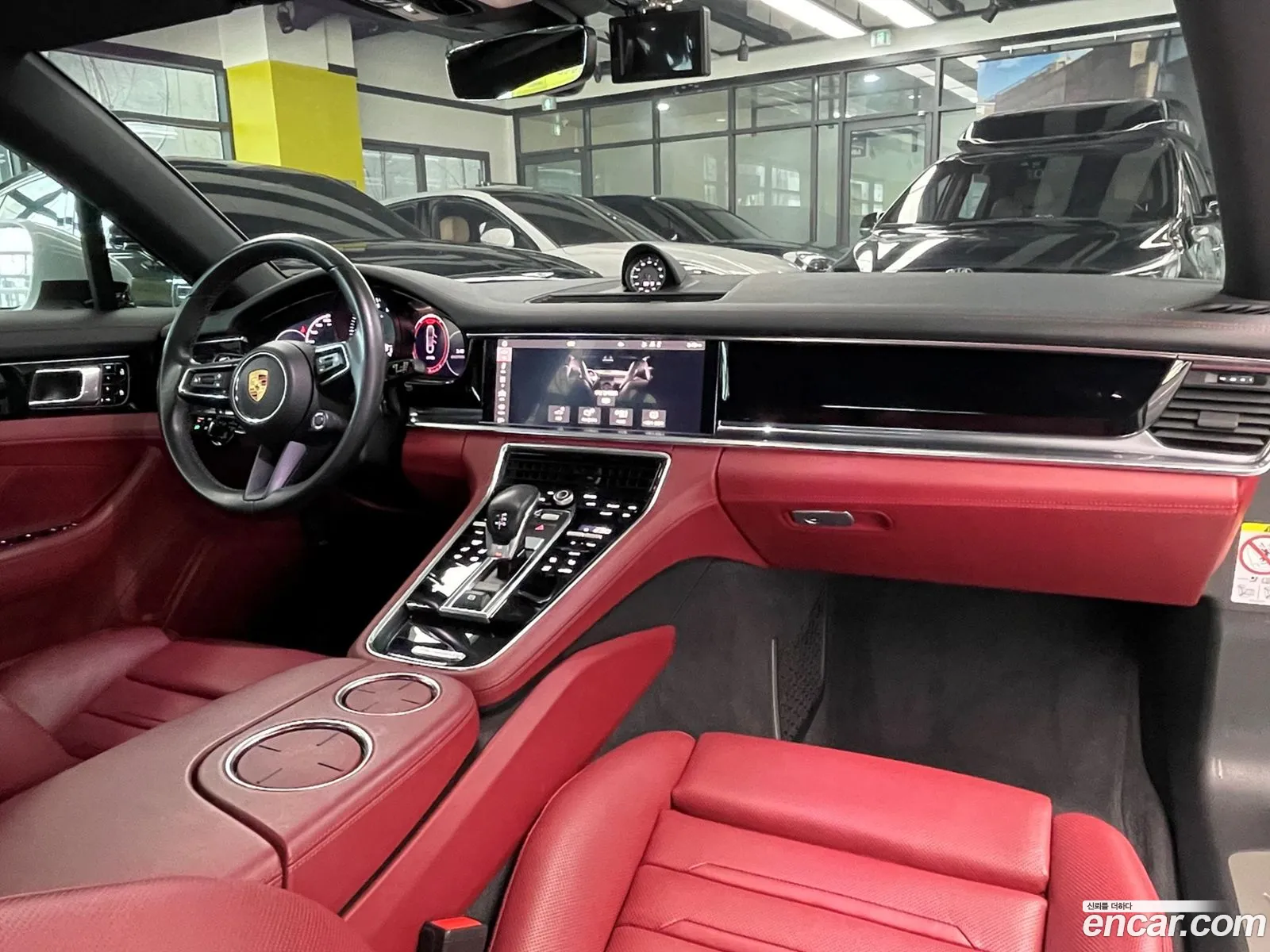 Porsche Panamera 2021 — 14