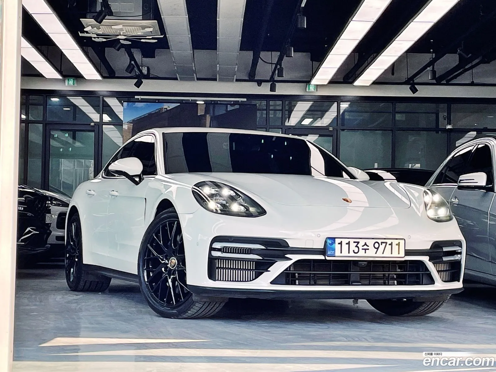 Porsche Panamera 2021 — 3