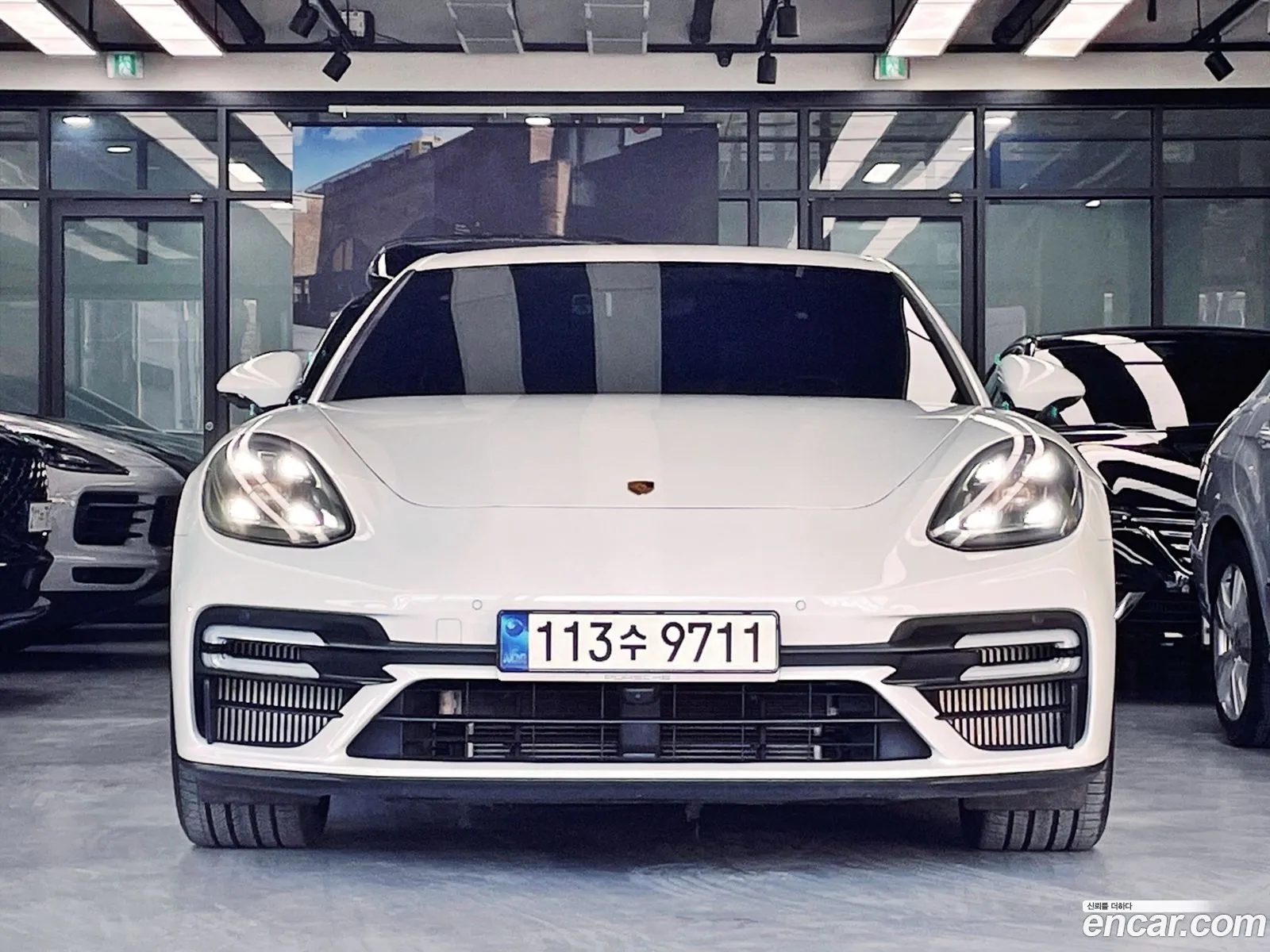 Porsche Panamera 2021 — 18