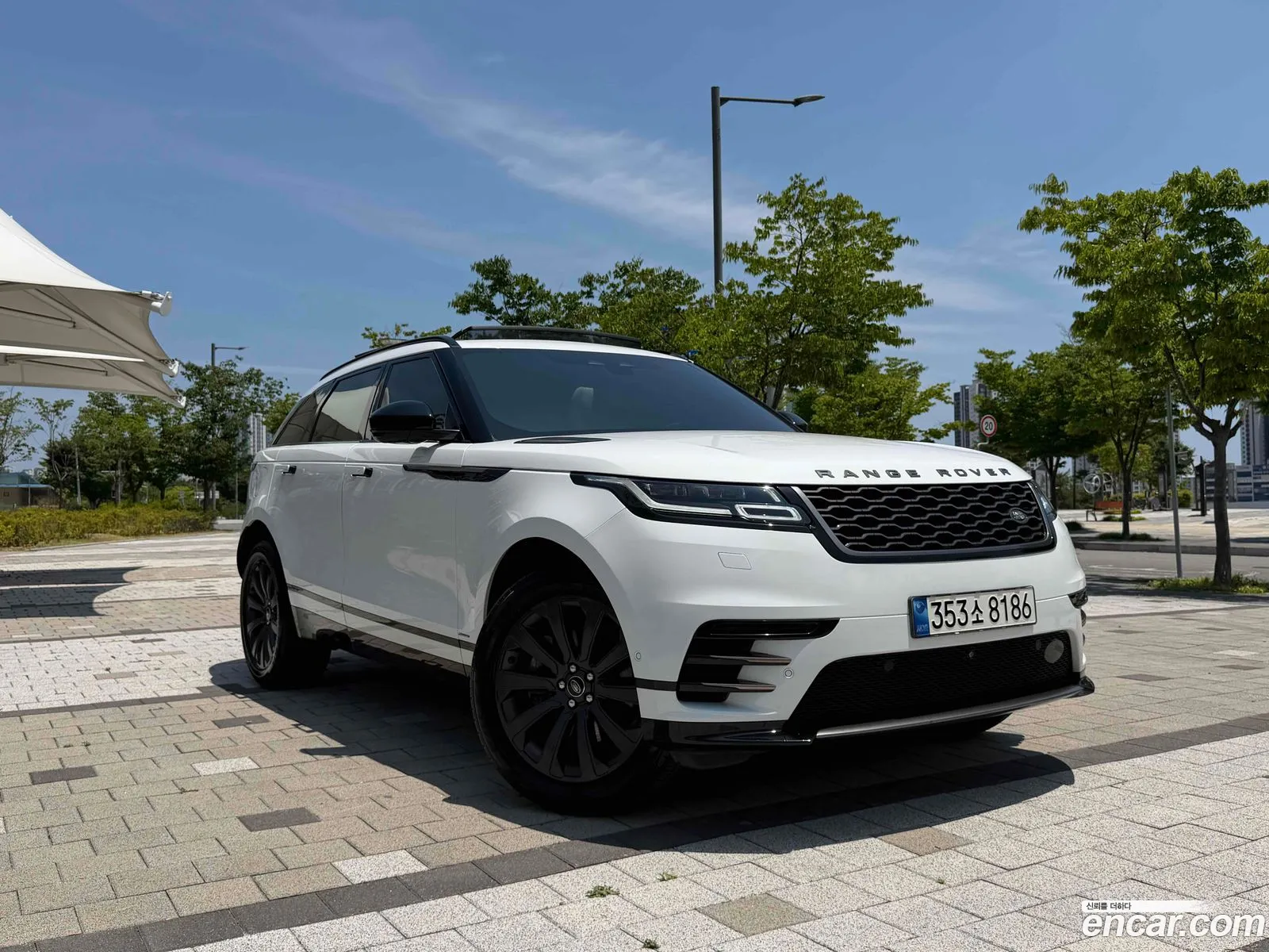 Land Rover Range Rover Velar 2021 — 19