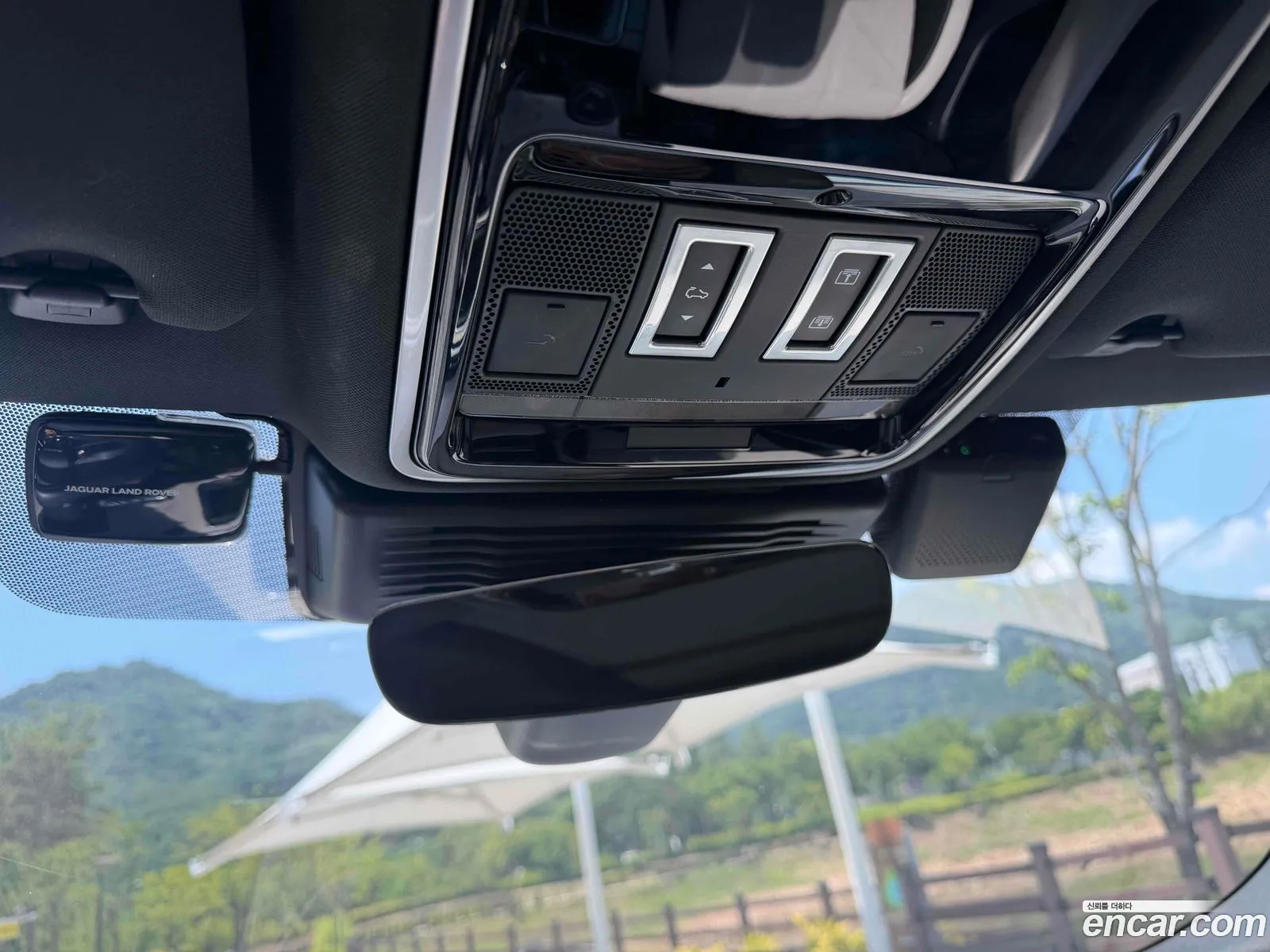 Land Rover Range Rover Velar 2021 — 9