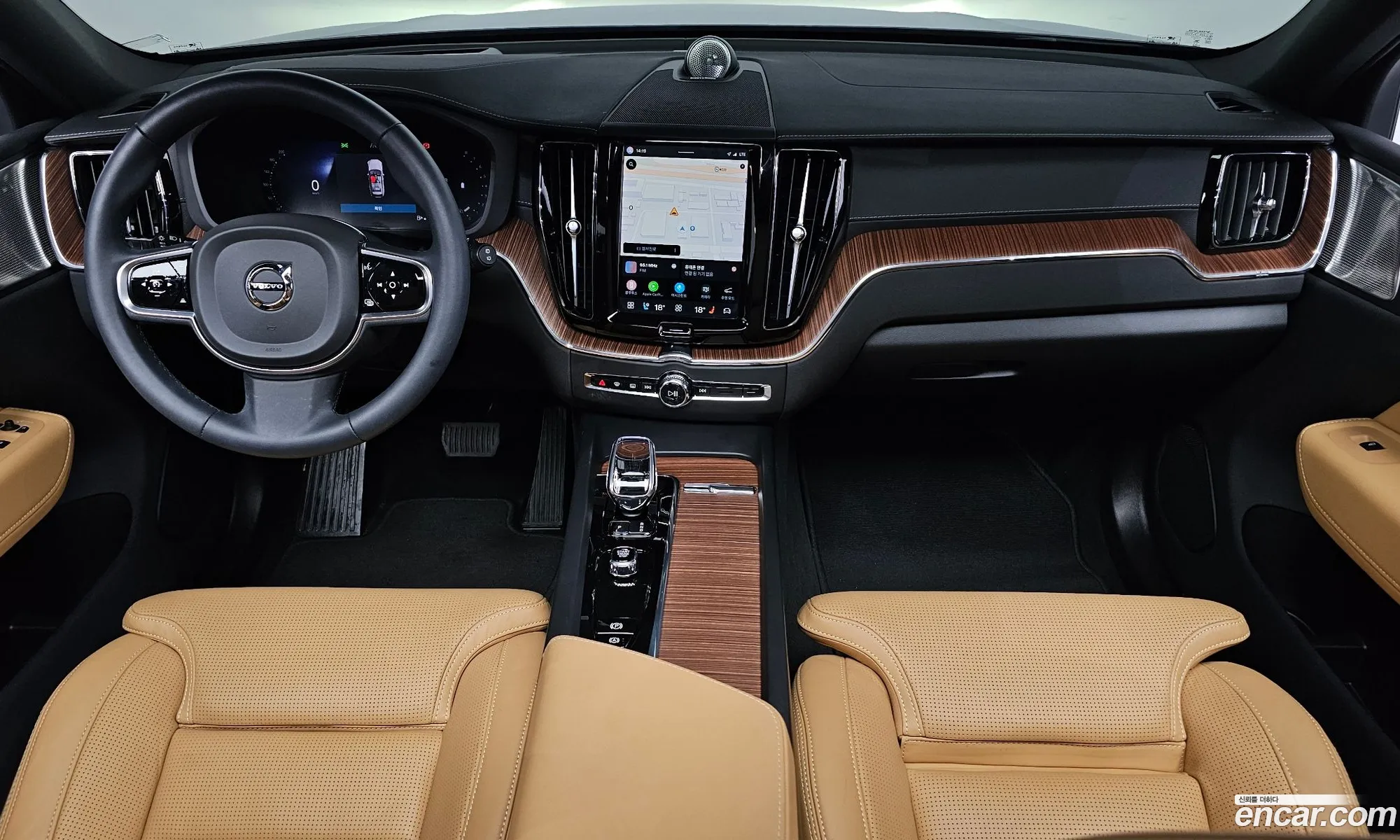 Volvo XC60 2023 LYVUZL122RB772749 — 12