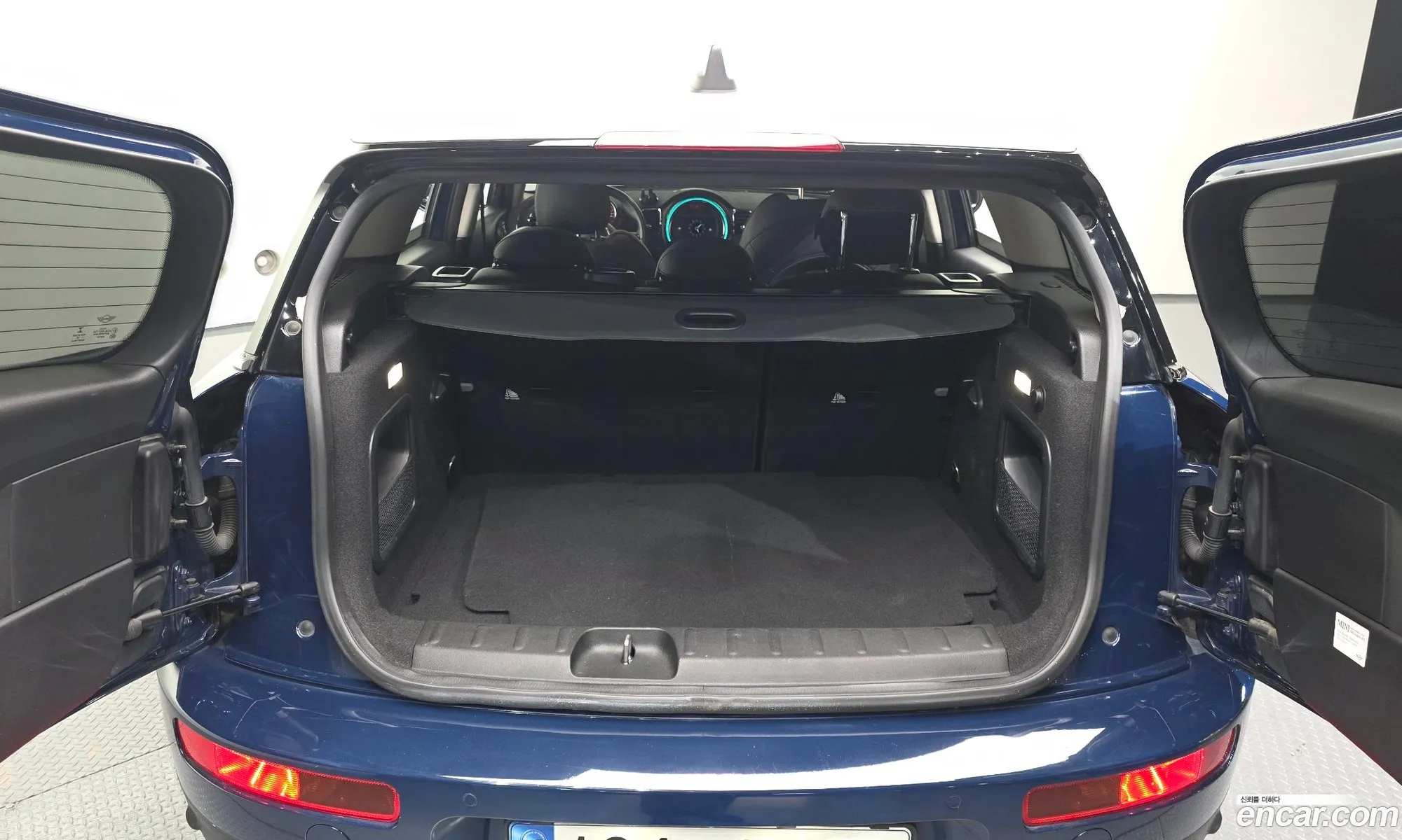 Mini Cooper Clubman 2019 — 19