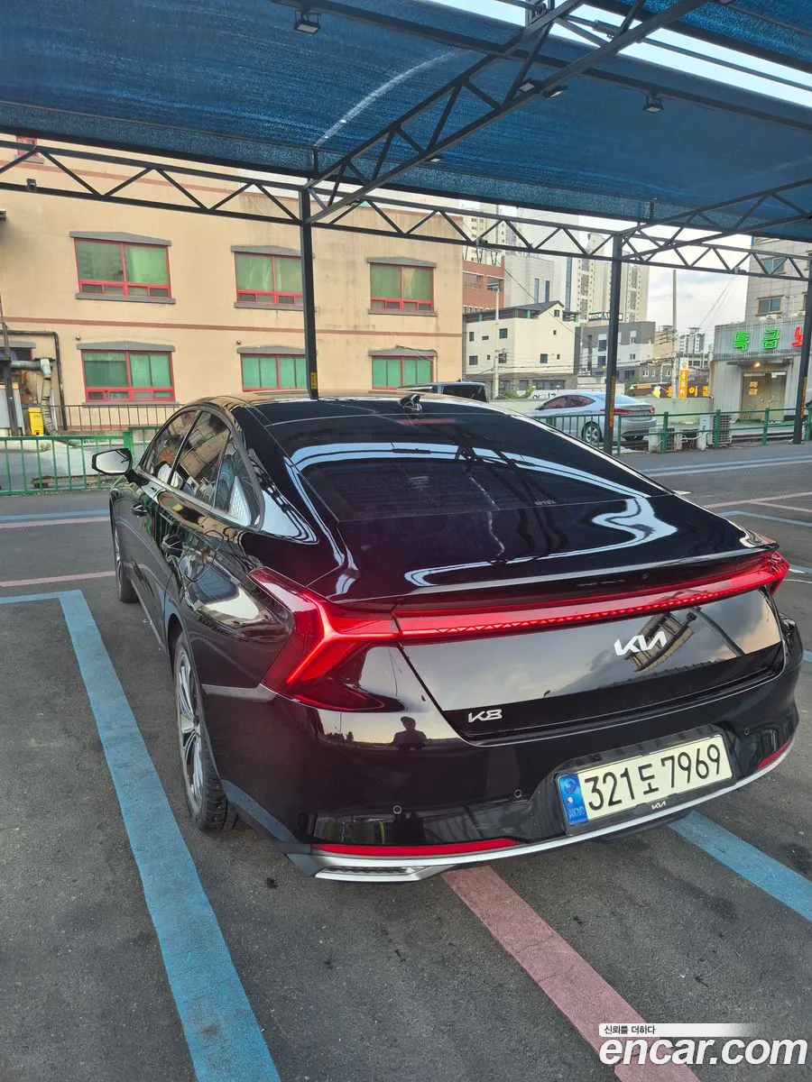 Kia K8 2021 — 8