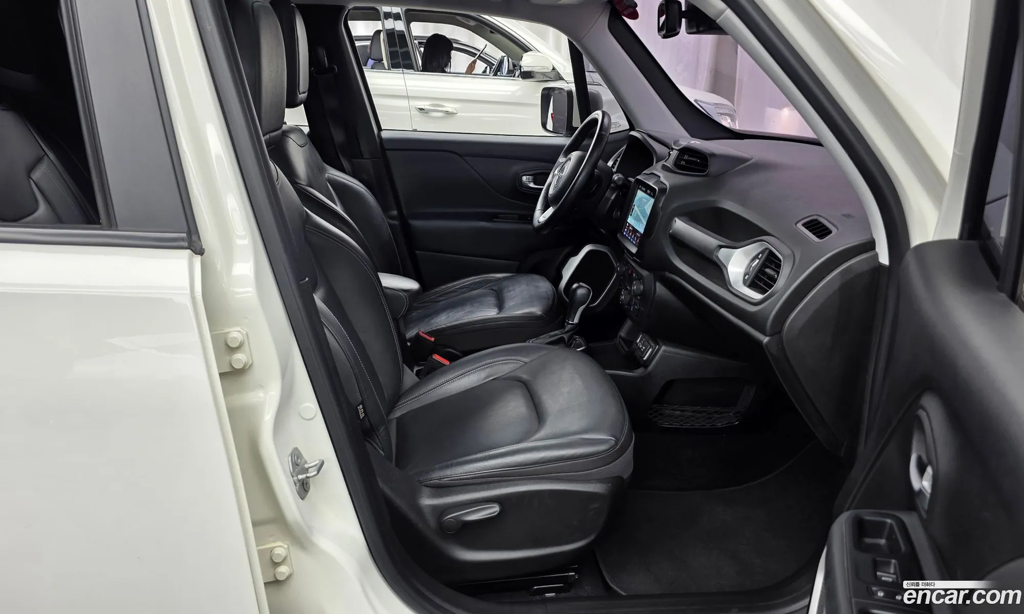 Jeep Renegade 2018 1C4BU0000JPH41779 — 19