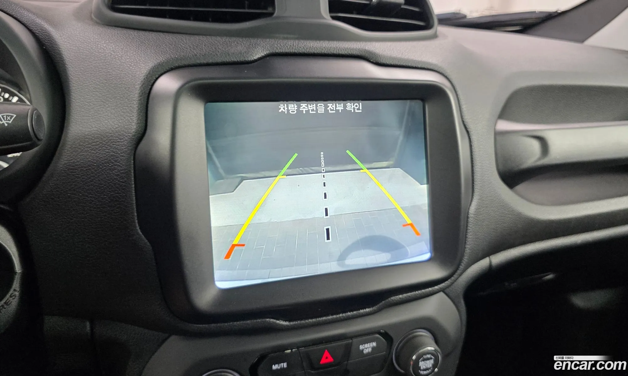 Jeep Renegade 2018 1C4BU0000JPH41779 — 20