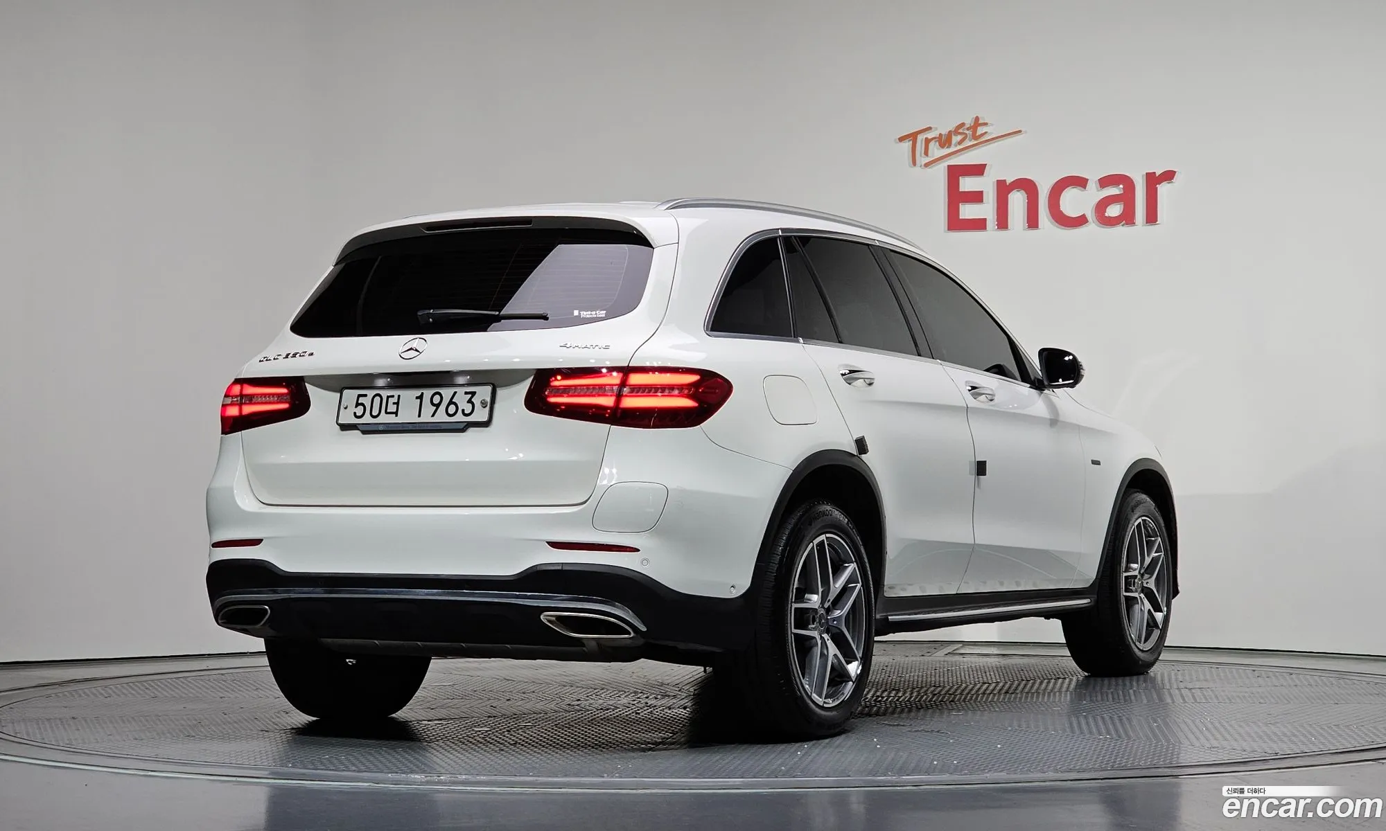 Mercedes-Benz GLC-Class X253 2018 — 16