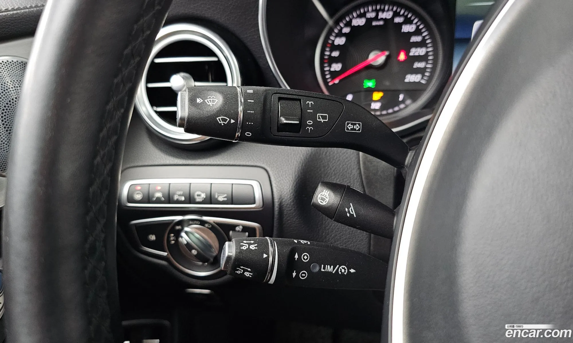 Mercedes-Benz GLC-Class X253 2018 — 6