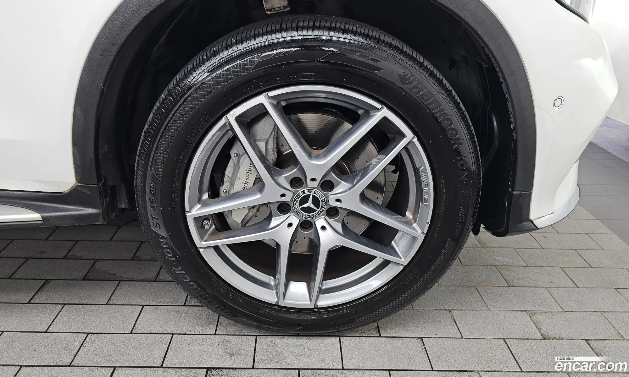 Mercedes-Benz GLC-Class X253 2018 — 27