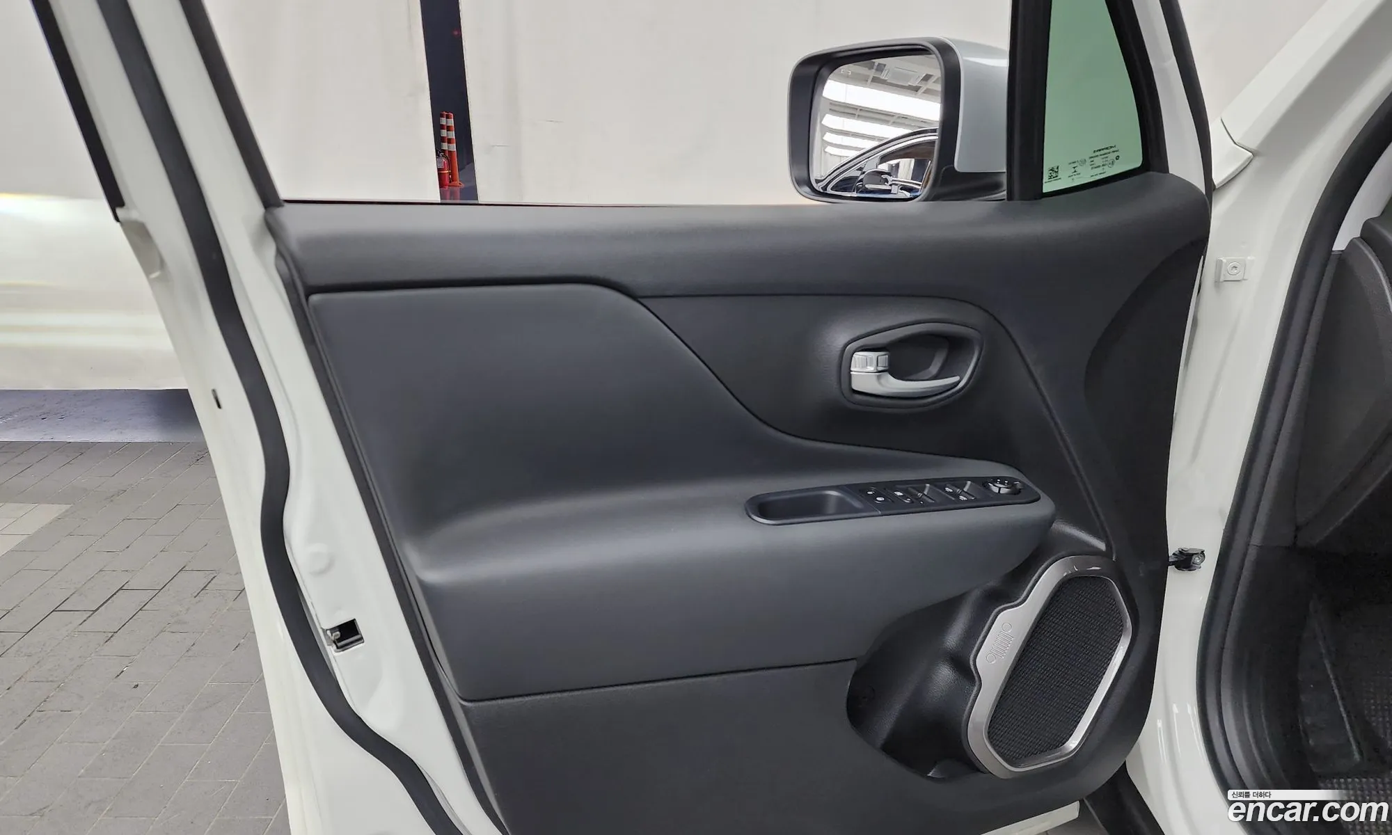 Jeep Renegade 2022 — 8