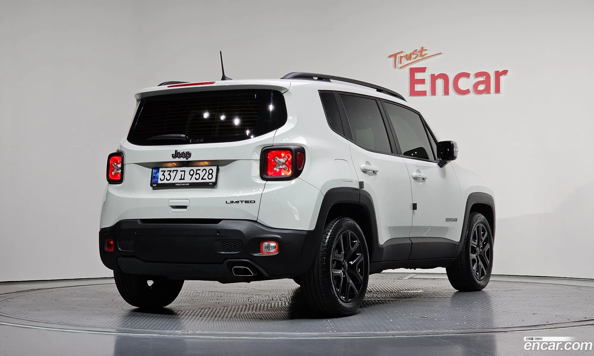 Jeep Renegade 2022 — 13