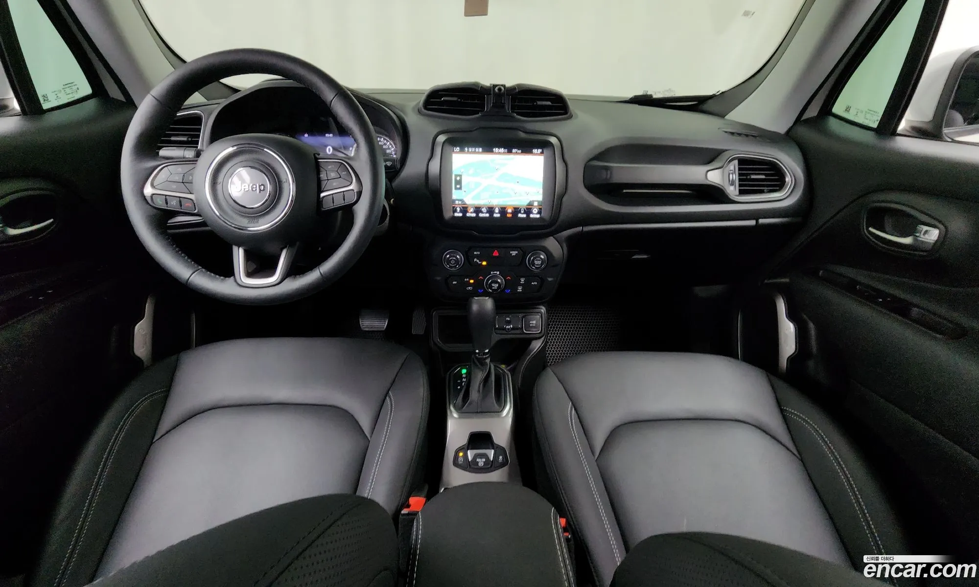 Jeep Renegade 2022 — 27