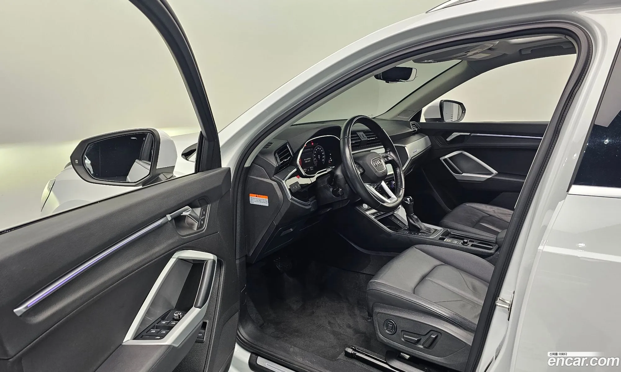 Audi Q3 2020 WAUZZZF33L1107736 — 23