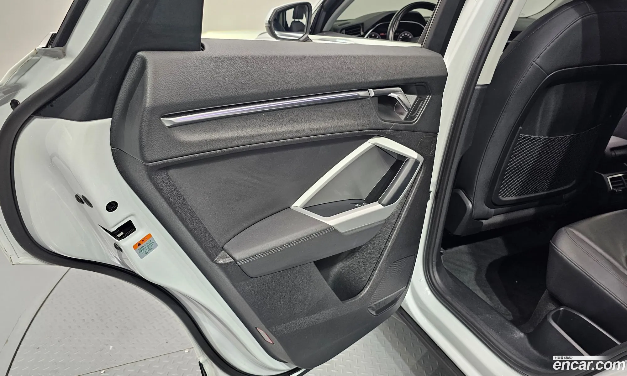 Audi Q3 2020 WAUZZZF33L1107736 — 12