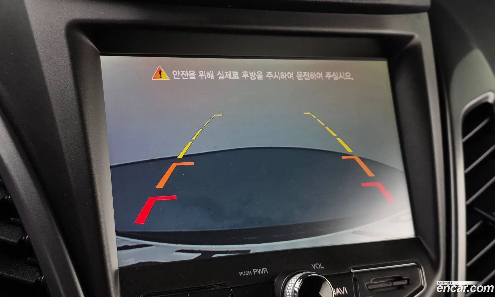 KG Mobility (SsangYong) Style Korando C 2018 — 20