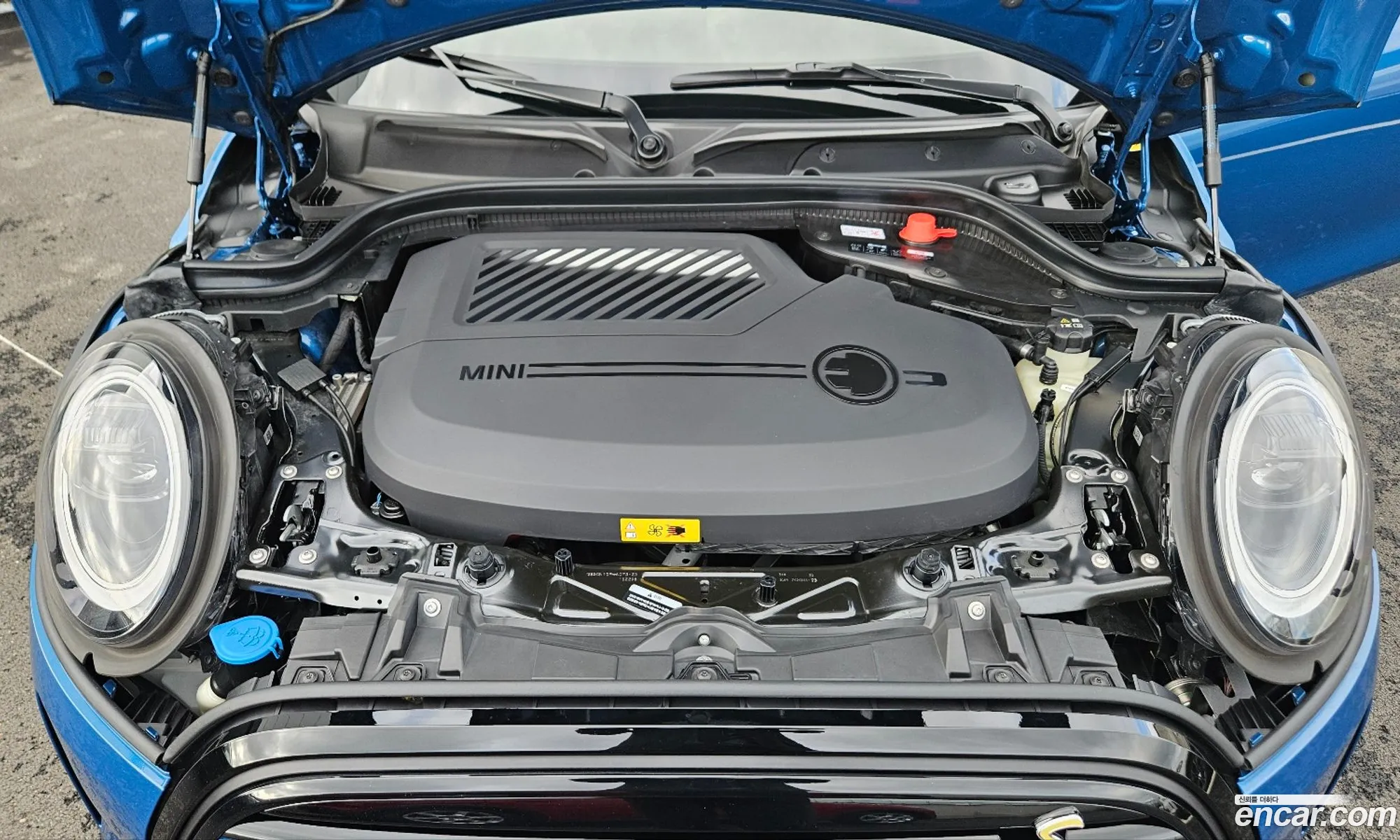 Mini Cooper Electric 2023 — 9