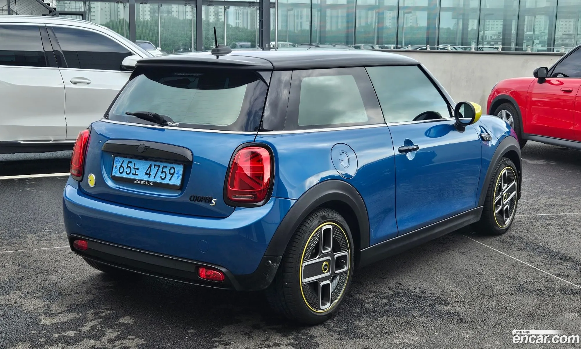 Mini Cooper Electric 2023 — 8