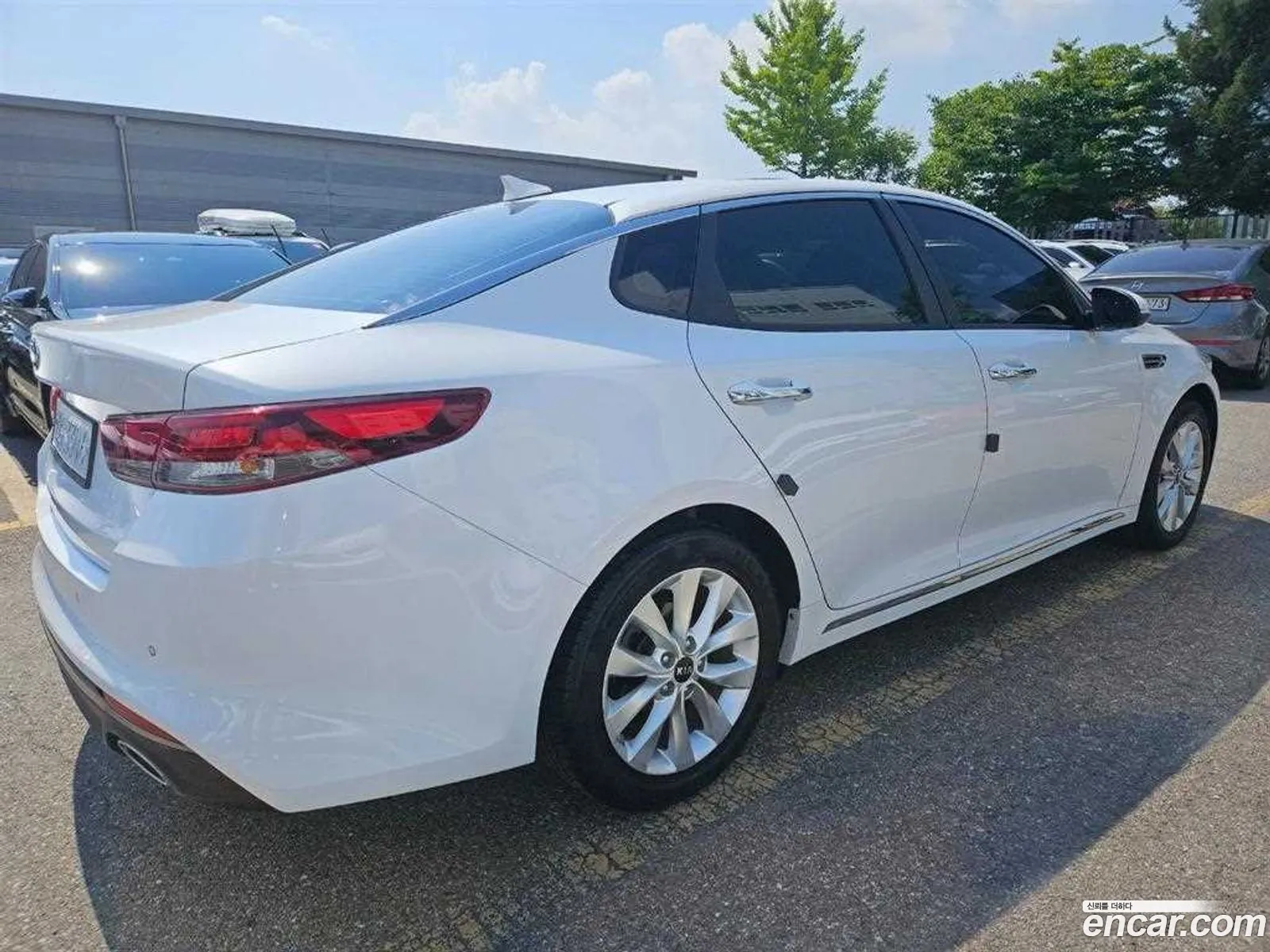 Kia K5 2015 — 11