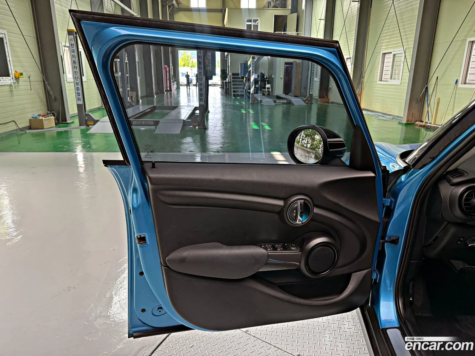 Mini Cooper 2017 — 12