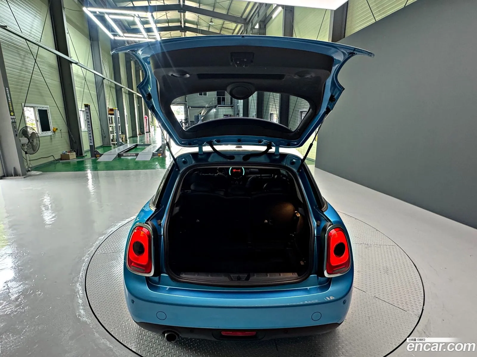 Mini Cooper 2017 — 11