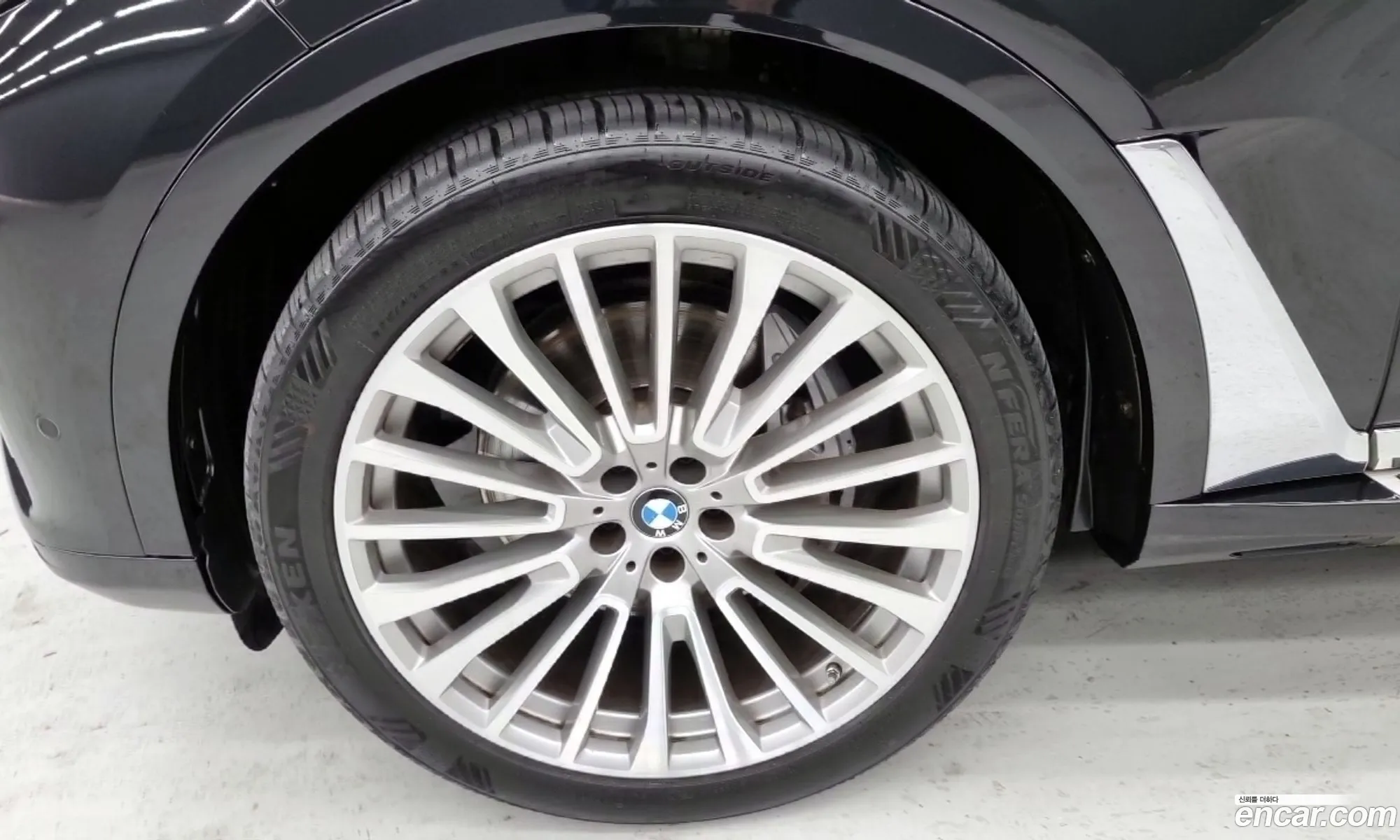 BMW X7 2022 — 5