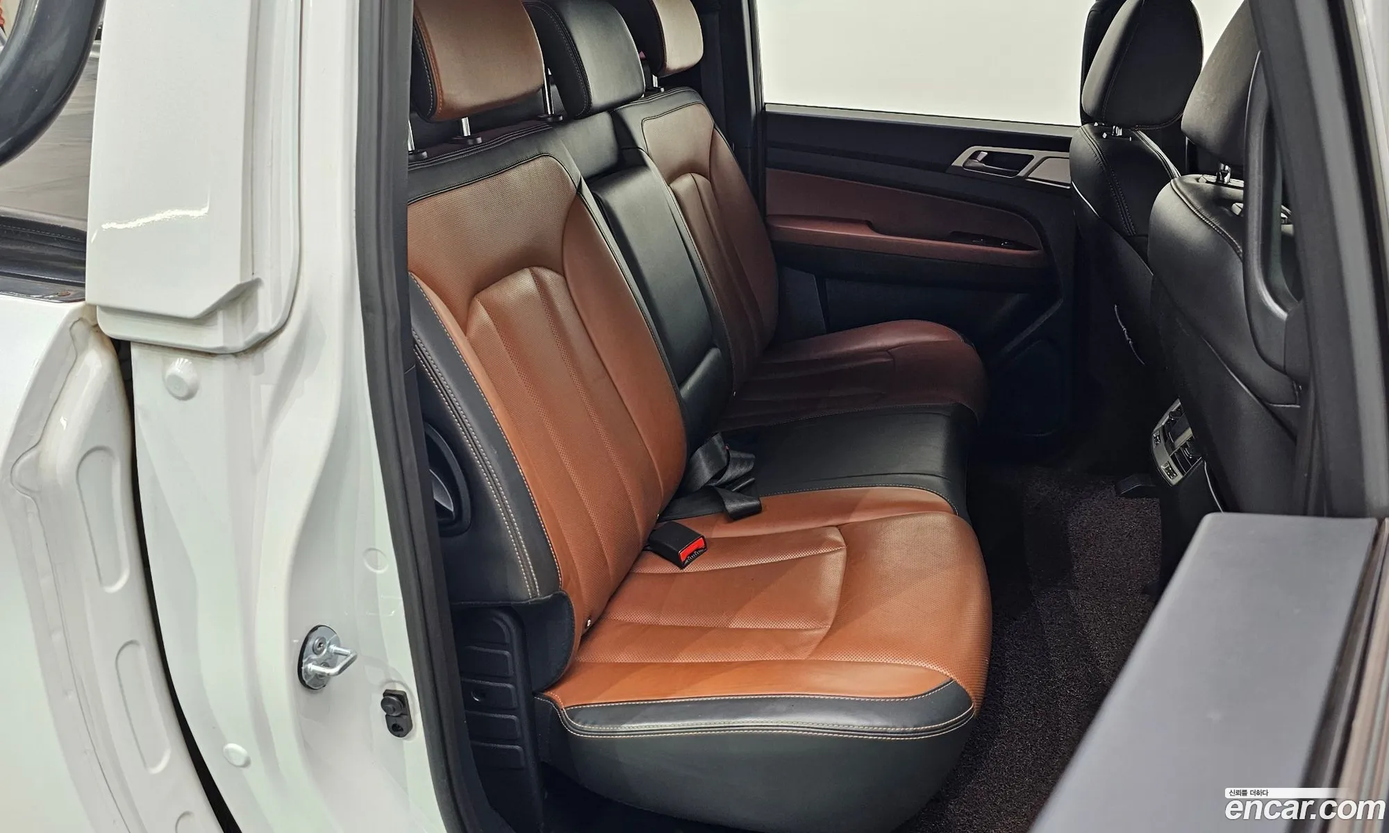 KG Mobility (SsangYong) Rexton Sports Khan 2019 — 12
