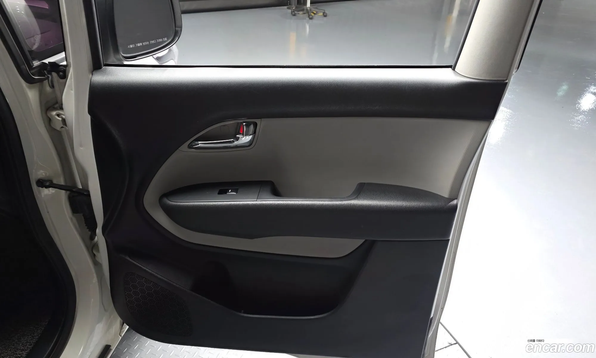 Kia Ray 2015 KNACK811BGT124897 — 9