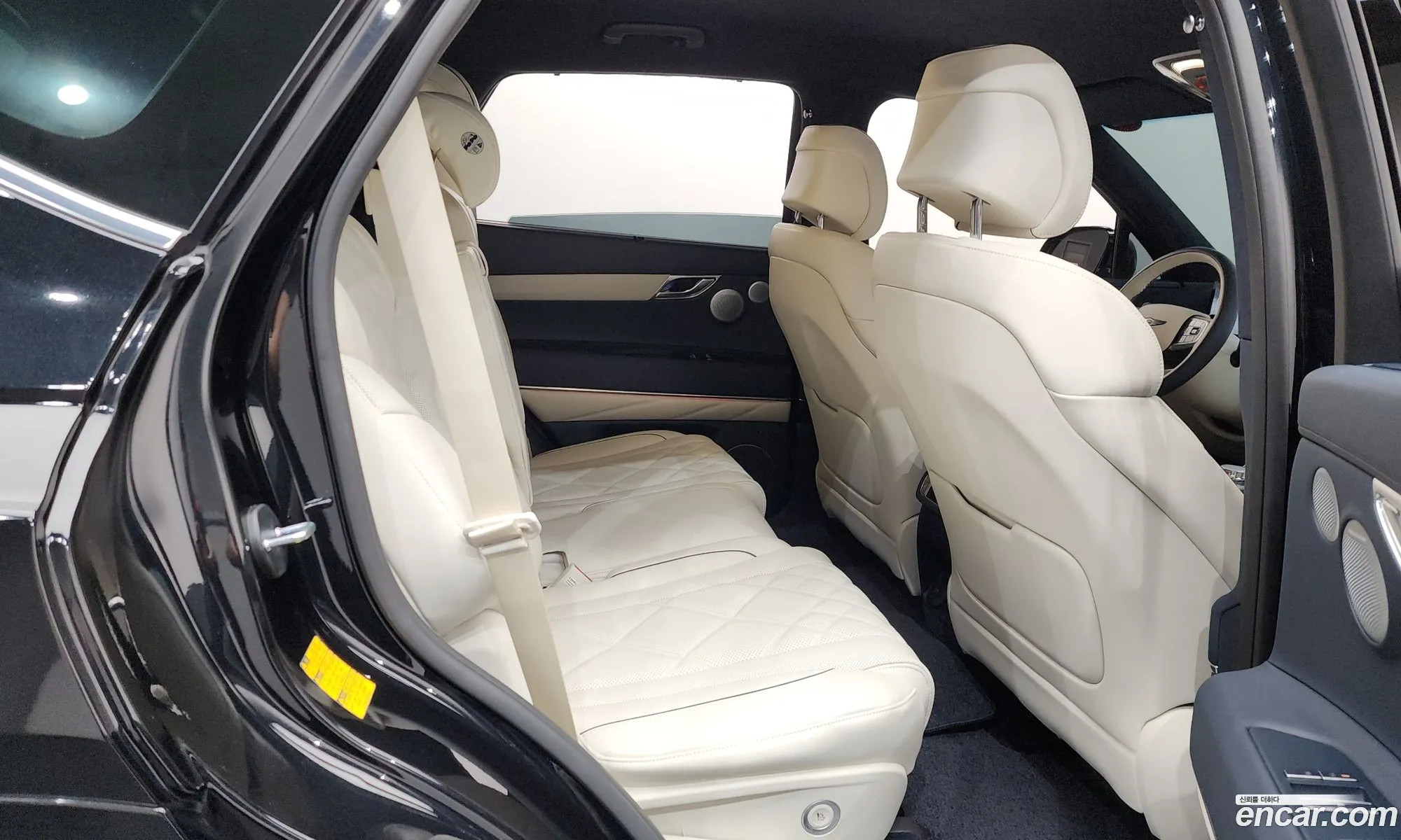 Genesis GV80 2025 — 16