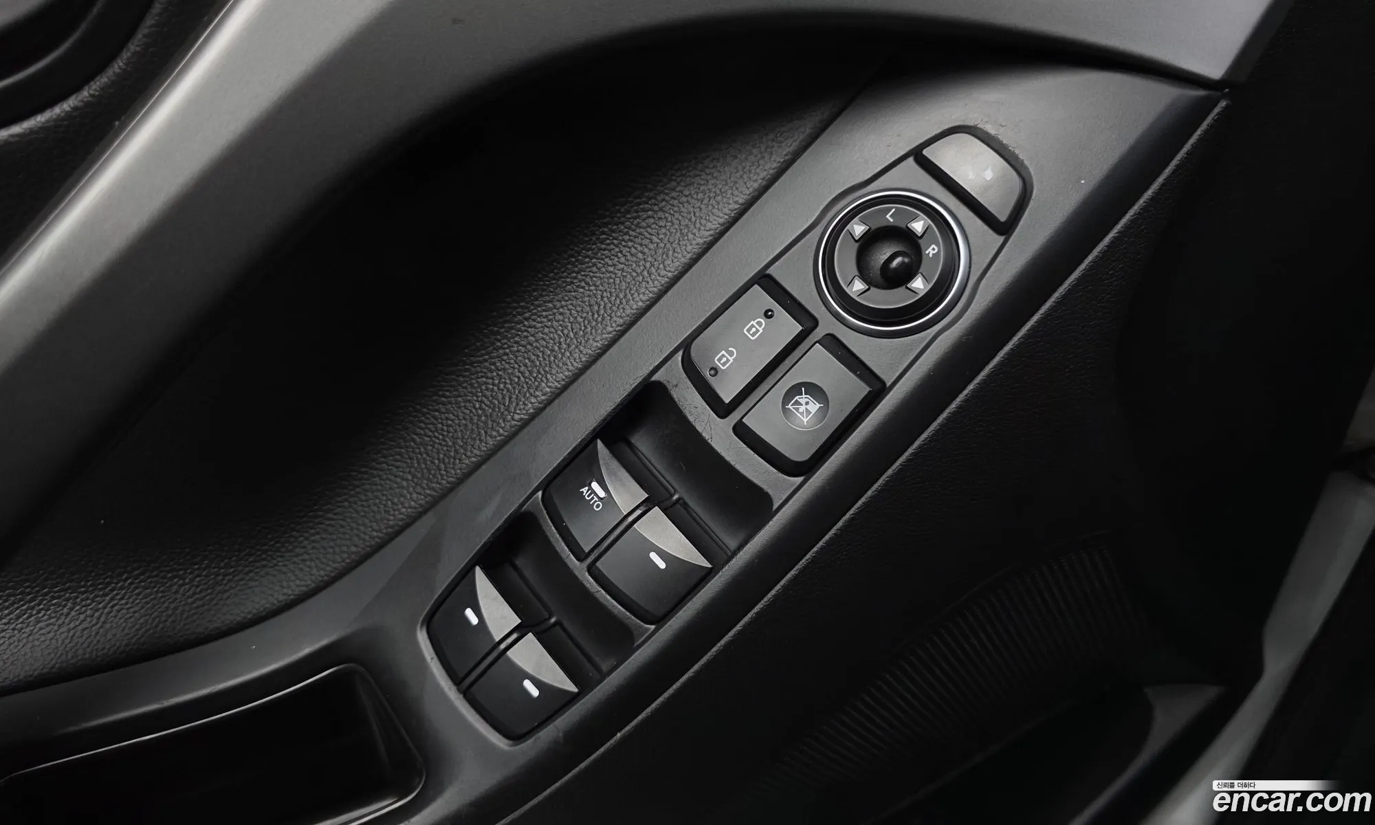 Hyundai Elantra 2013 — 12