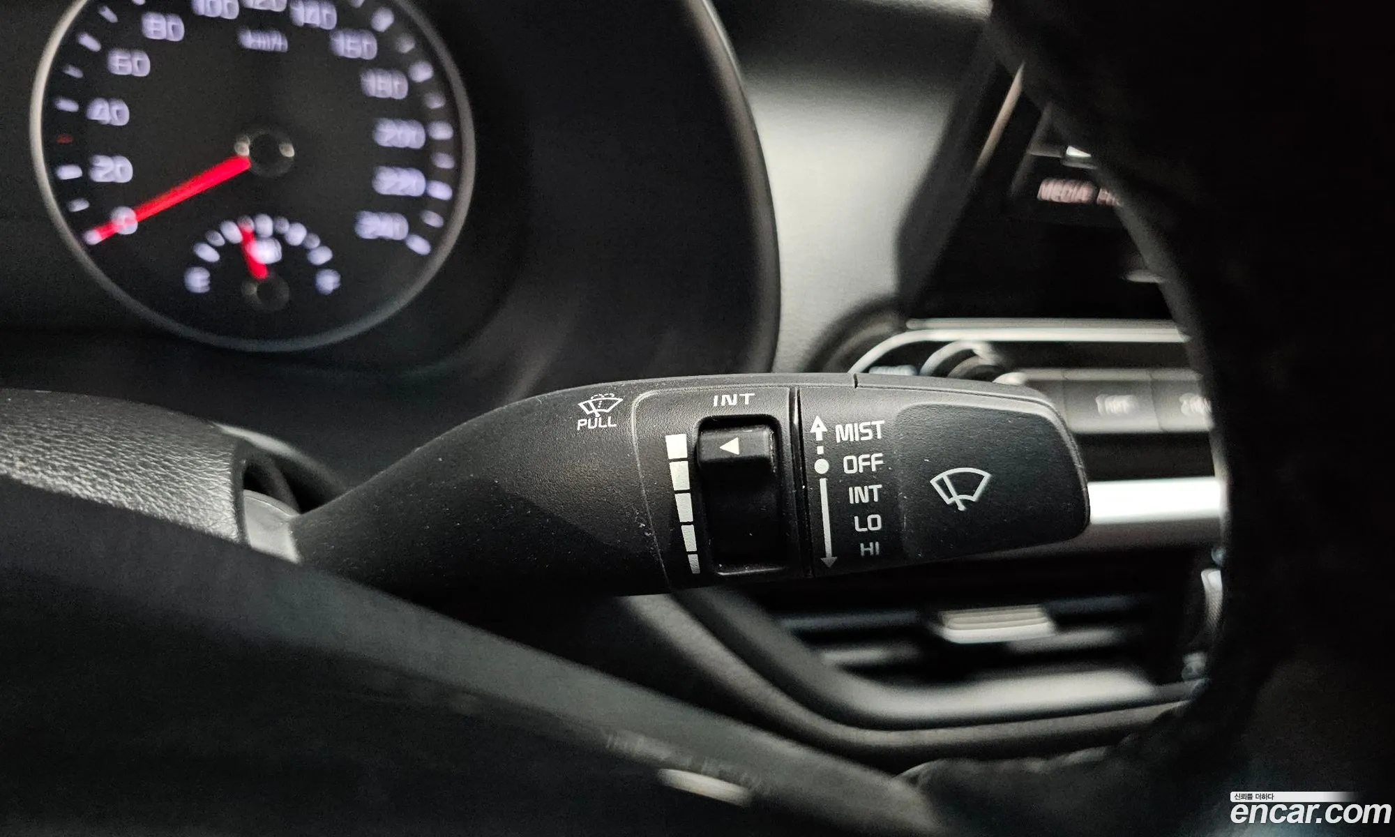 Kia K3 2019 — 24