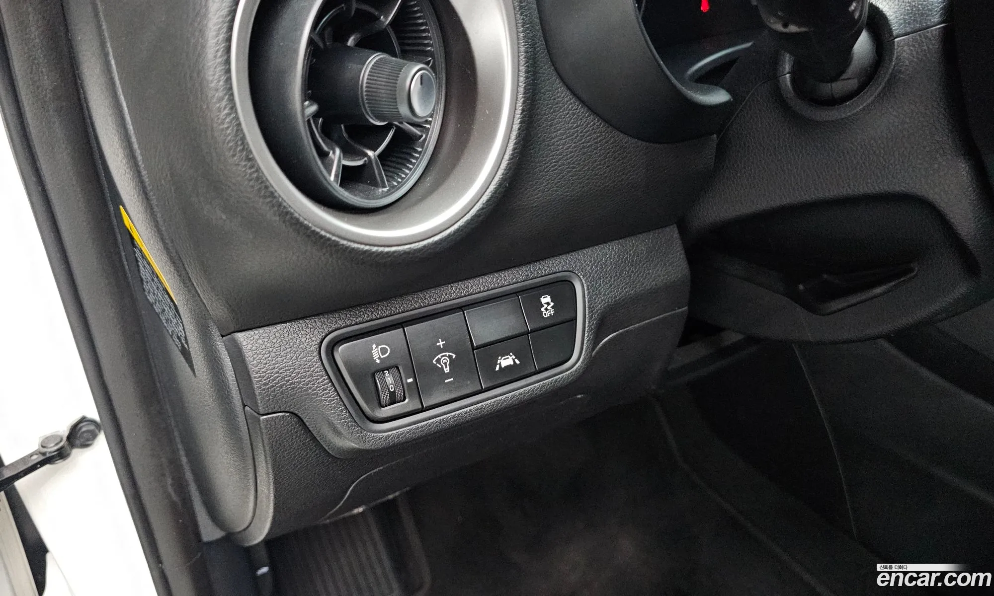 Kia K3 2019 — 18