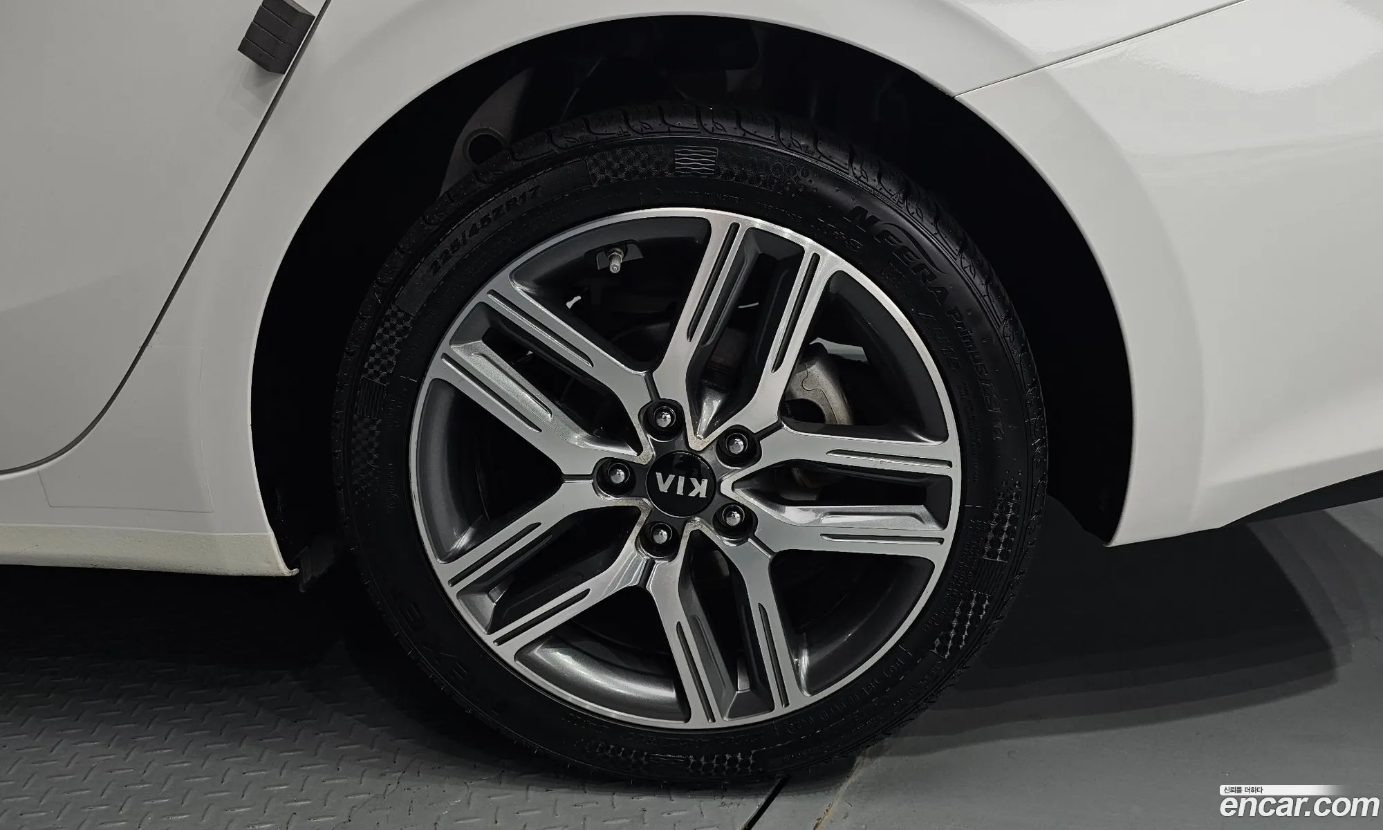 Kia K3 2019 — 6