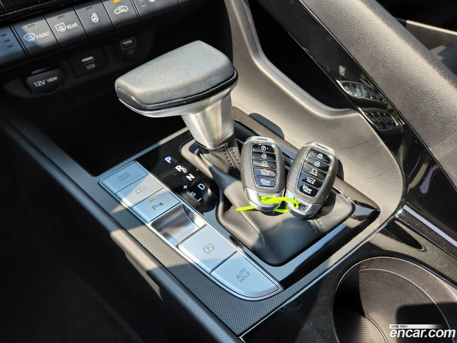 Hyundai Elantra 2020 — 12