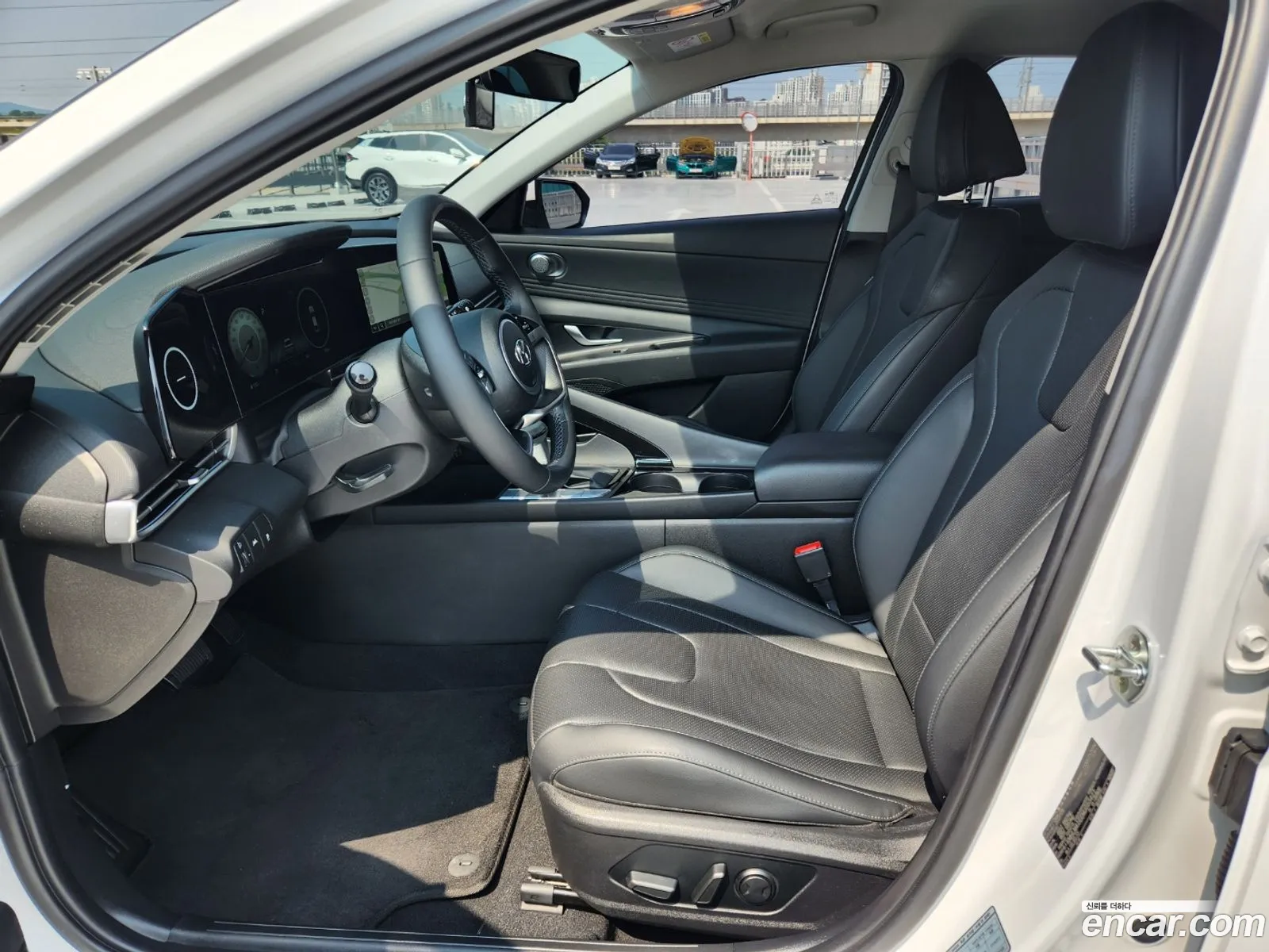 Hyundai Elantra 2020 — 20