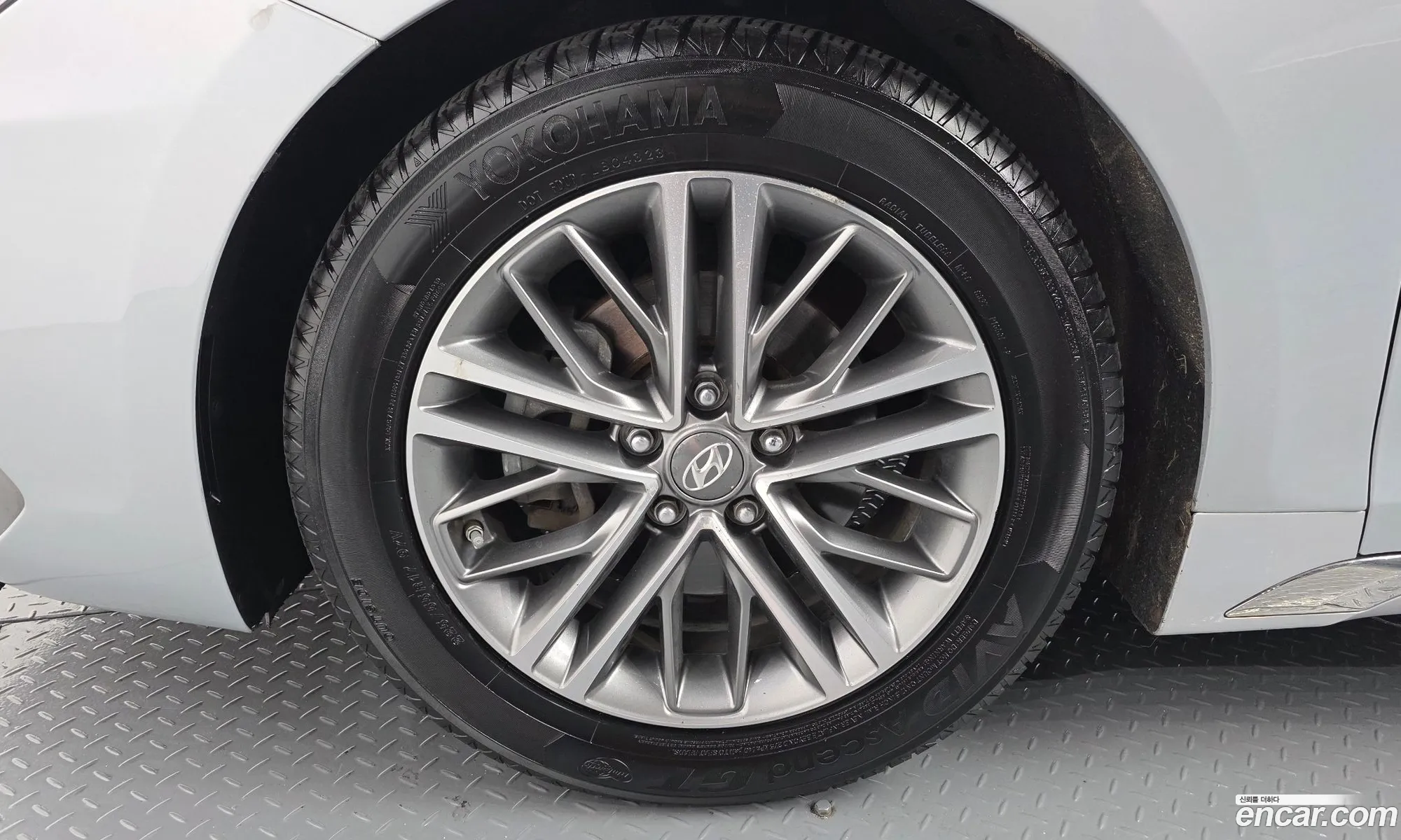 Hyundai Grandeur IG 2017 KMHF141CBJA099283 — 5