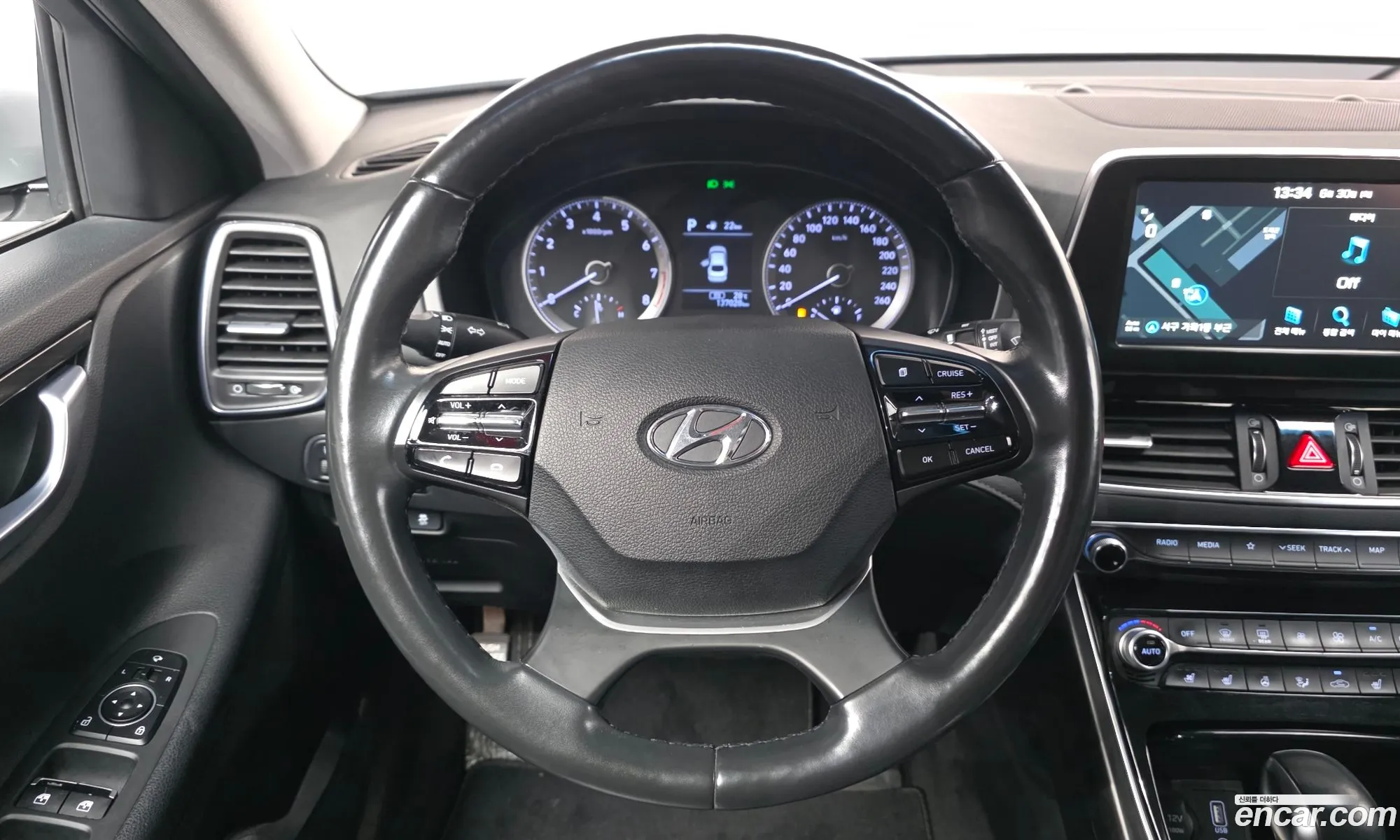 Hyundai Grandeur IG 2017 KMHF141CBJA099283 — 8