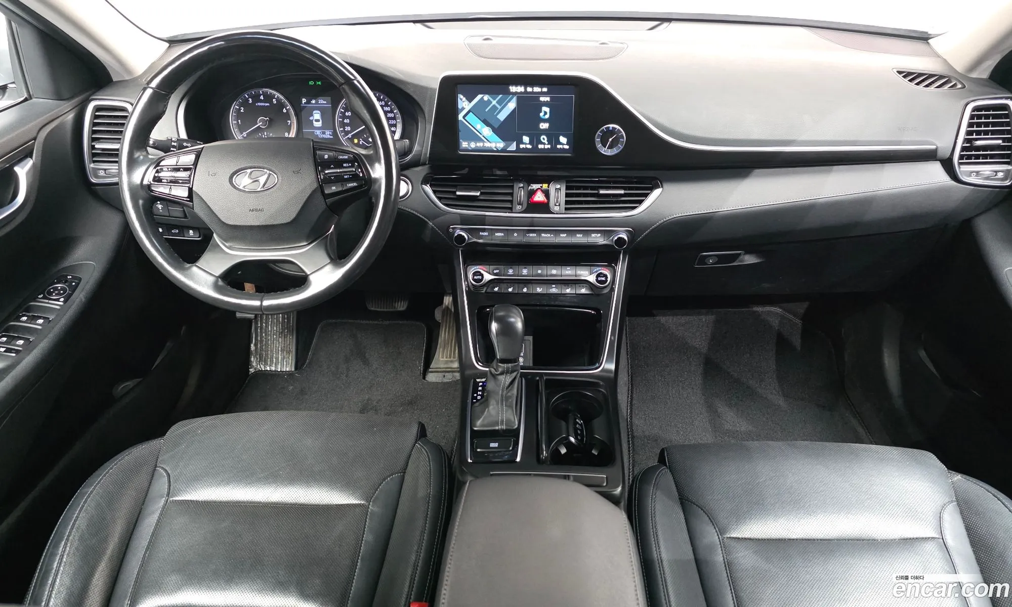 Hyundai Grandeur IG 2017 KMHF141CBJA099283 — 18