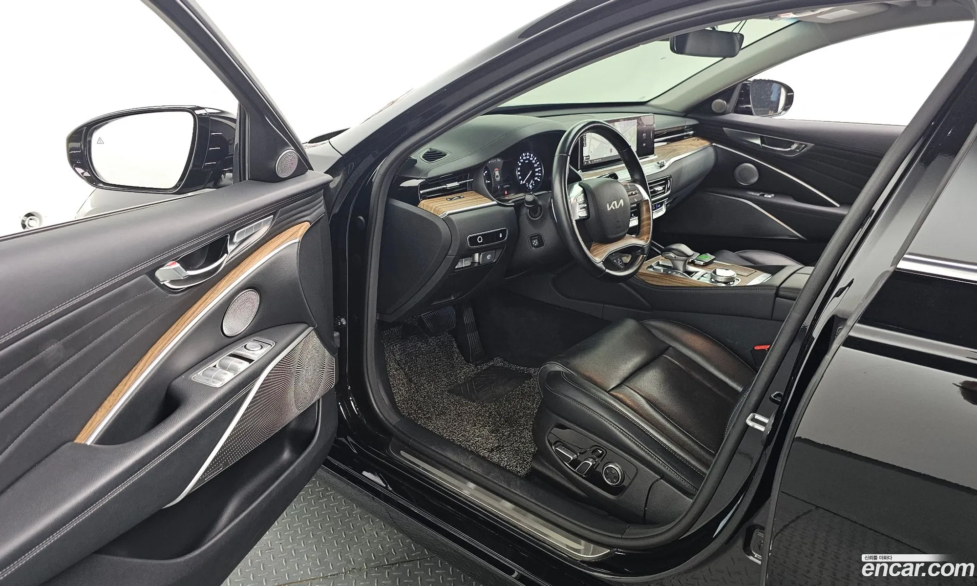 Kia K9 2021 — 8