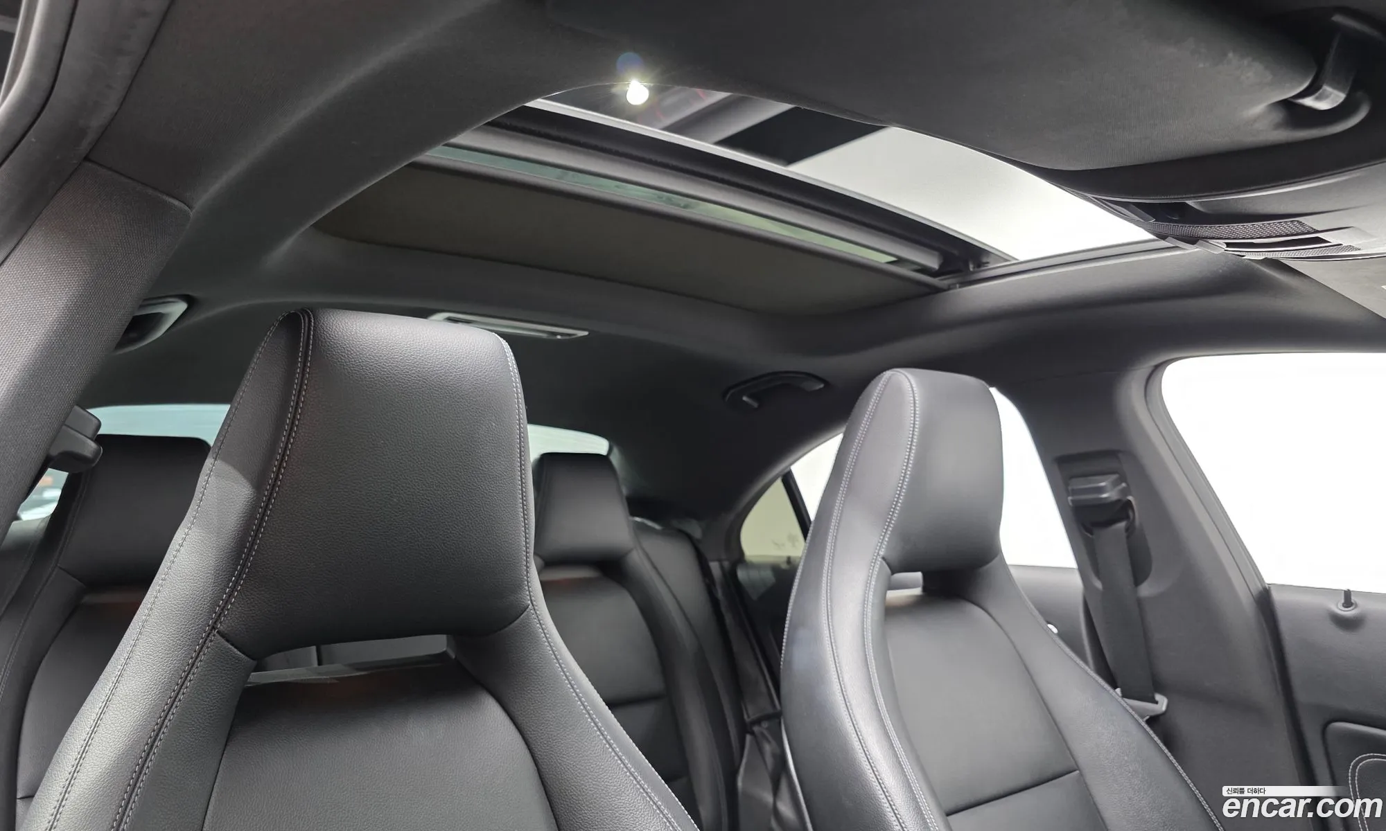 Mercedes-Benz CLA-Class C117 2016 — 13