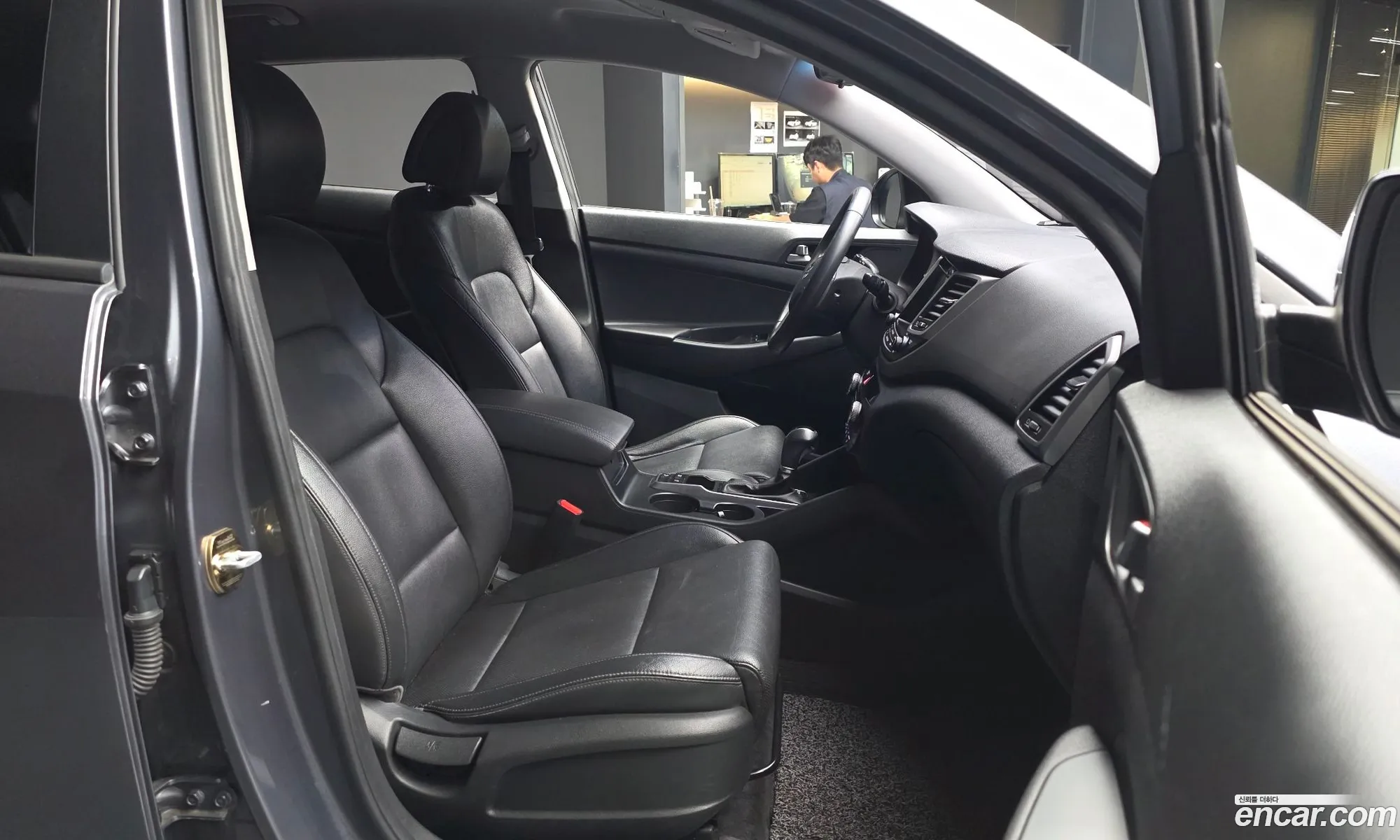 Hyundai Tucson 2017 — 17