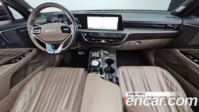 Kia K8 Hybrid 2022 — 4