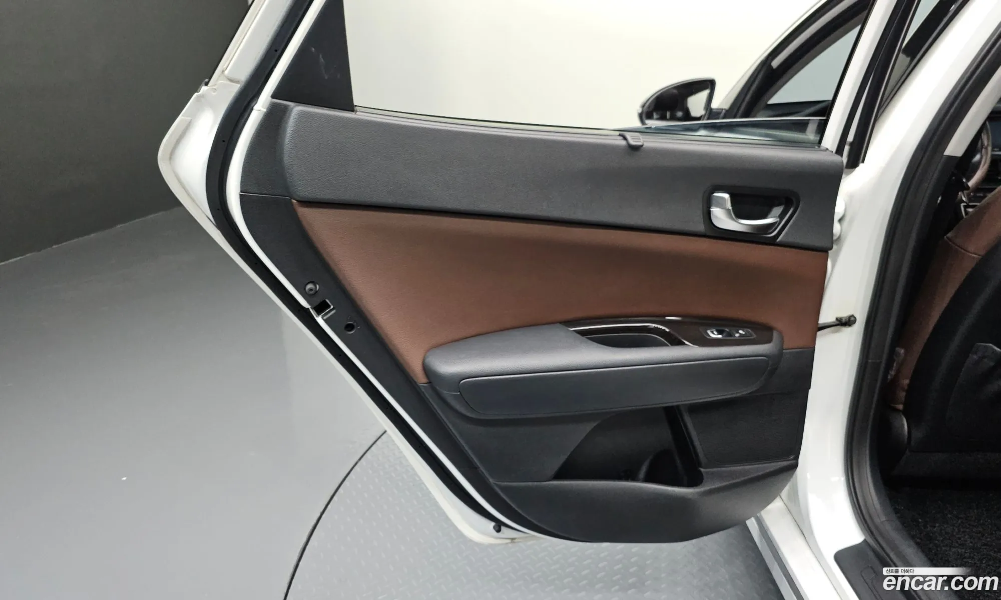 Kia K5 2015 — 8