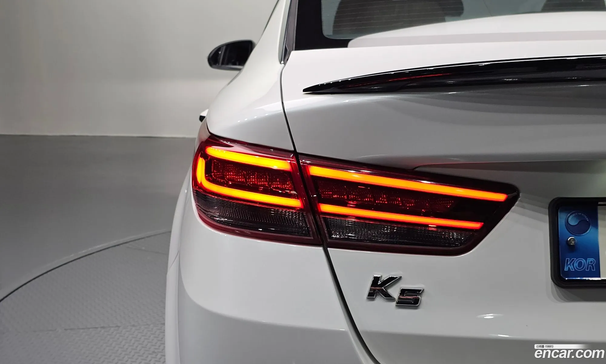 Kia K5 2015 — 32