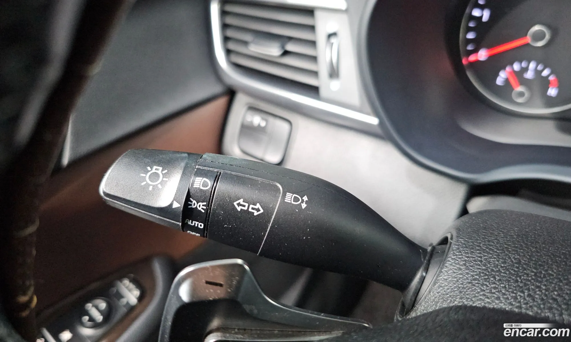 Kia K5 2015 — 16