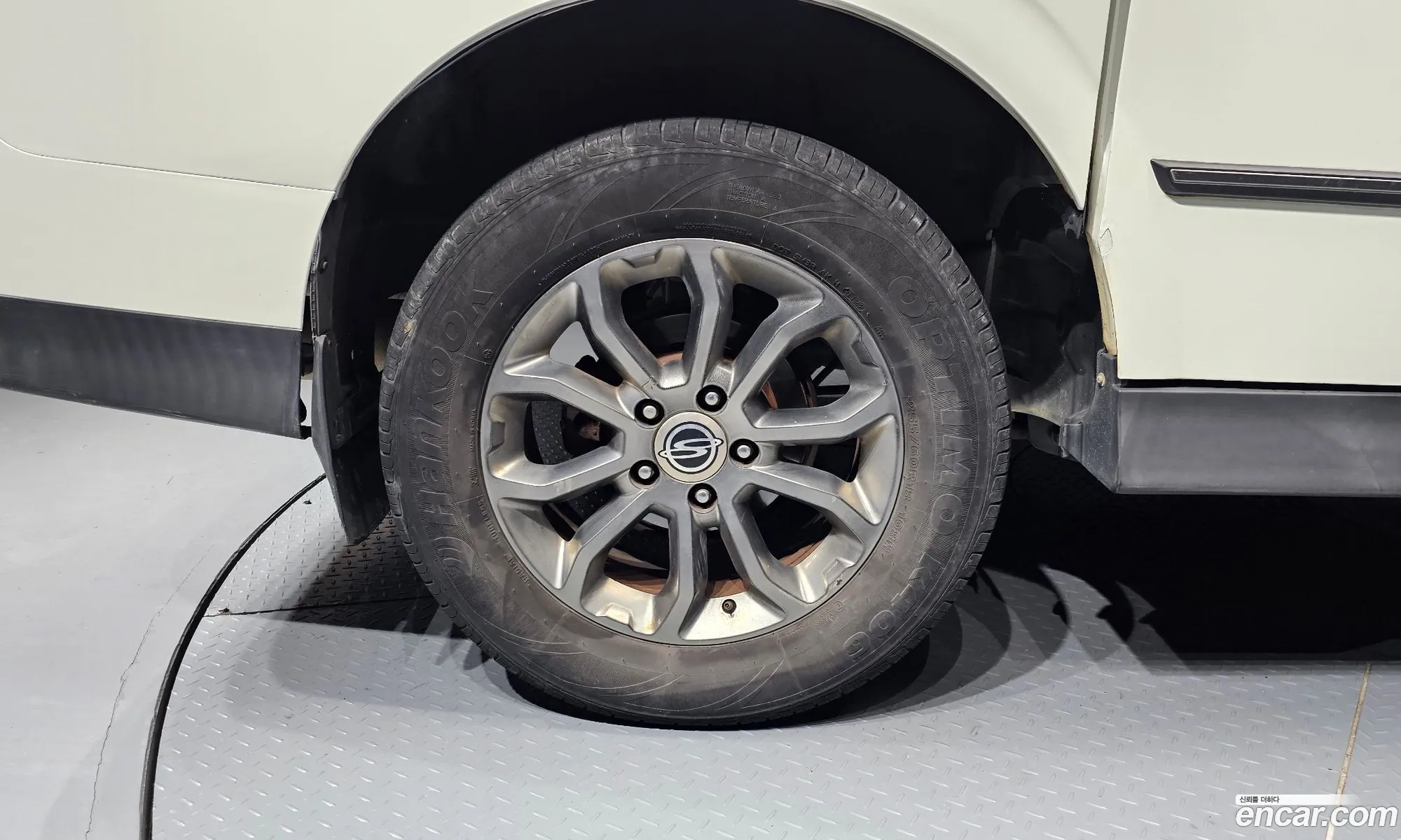KG Mobility (SsangYong) Korando Sports 2015 — 8