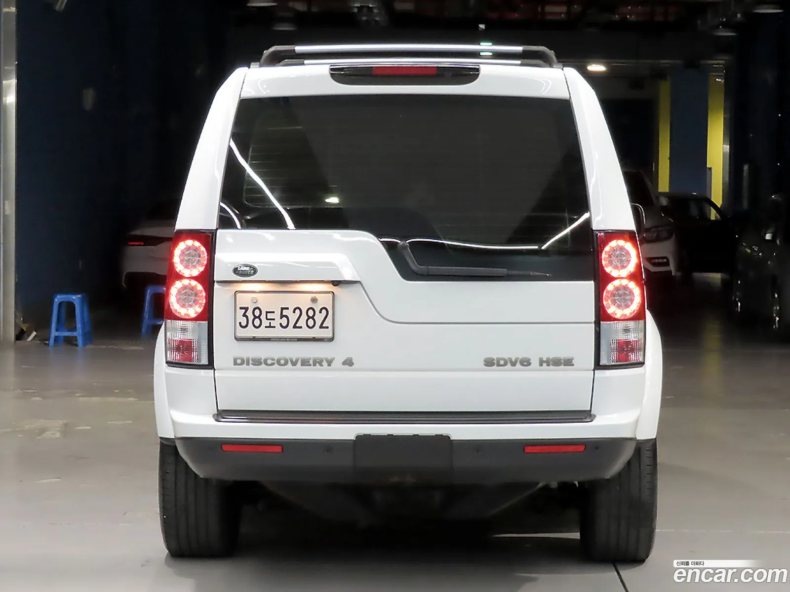 Land Rover Discovery 4 2013 — 14